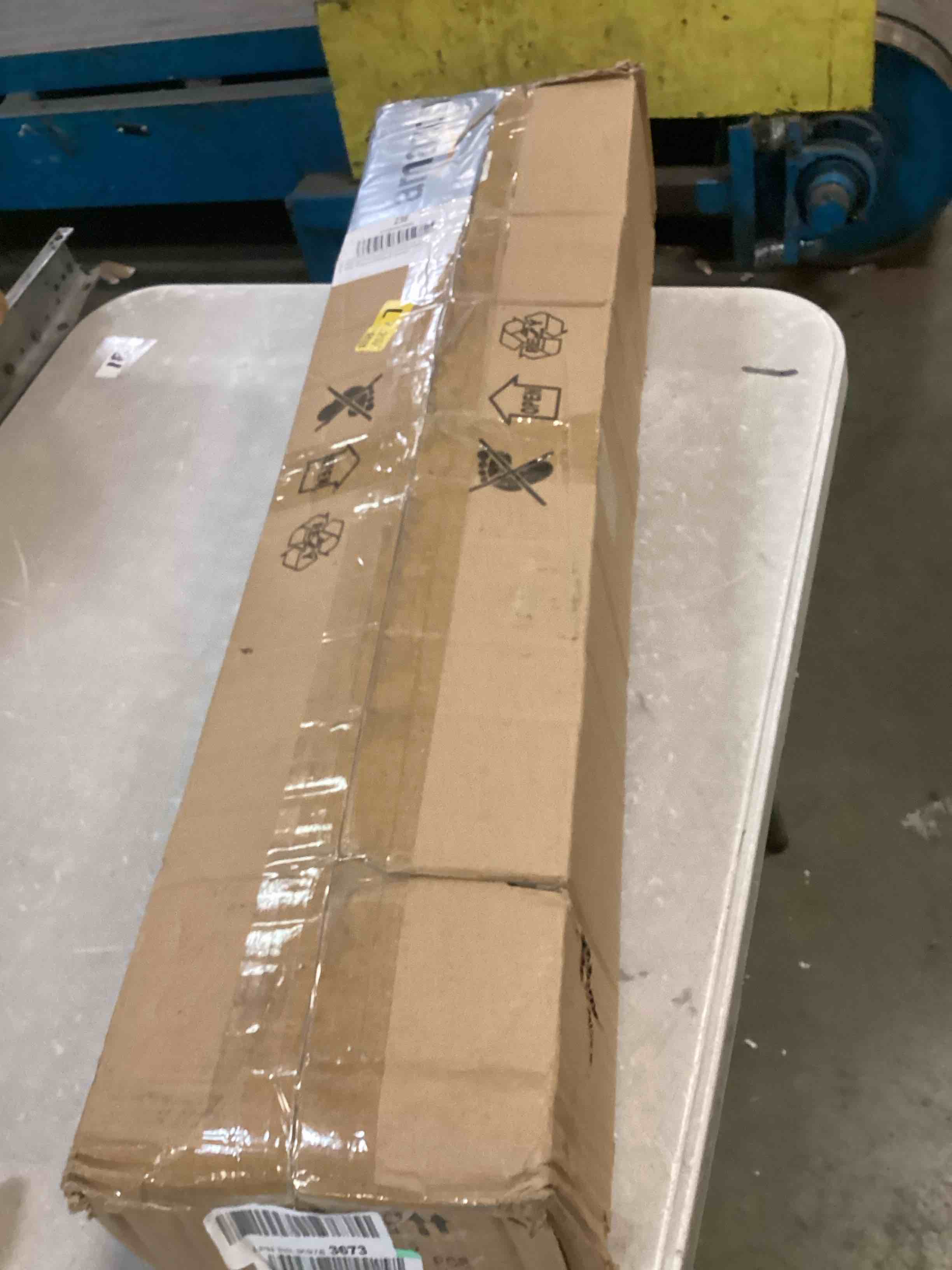 https://s3.amazonaws.com/lotting-images-prod/bidfta/BLU6641016_1719932290670.jpeg