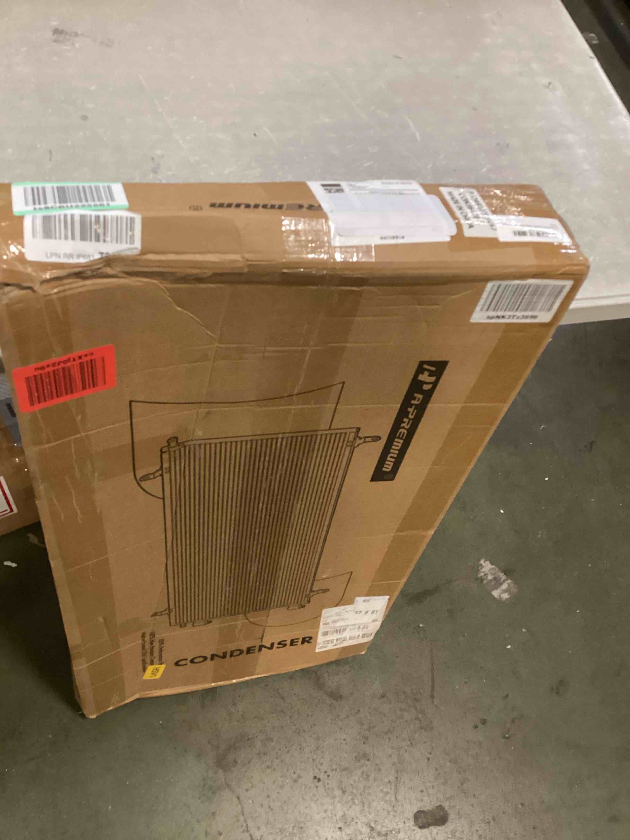 https://s3.amazonaws.com/lotting-images-prod/bidfta/BLU6641021_1719932721390.jpeg