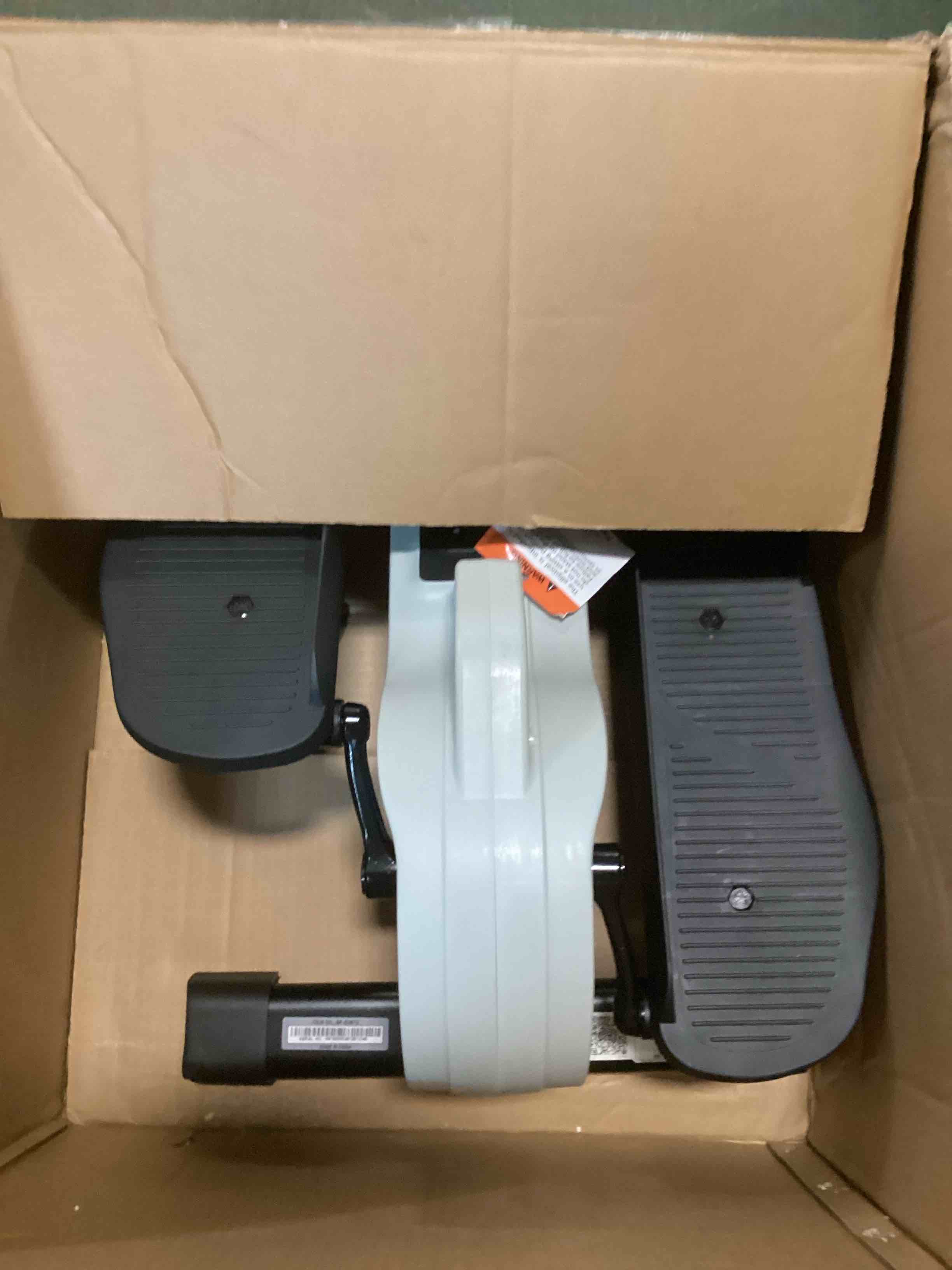 https://s3.amazonaws.com/lotting-images-prod/bidfta/BLU6641046_1719935797467.jpeg