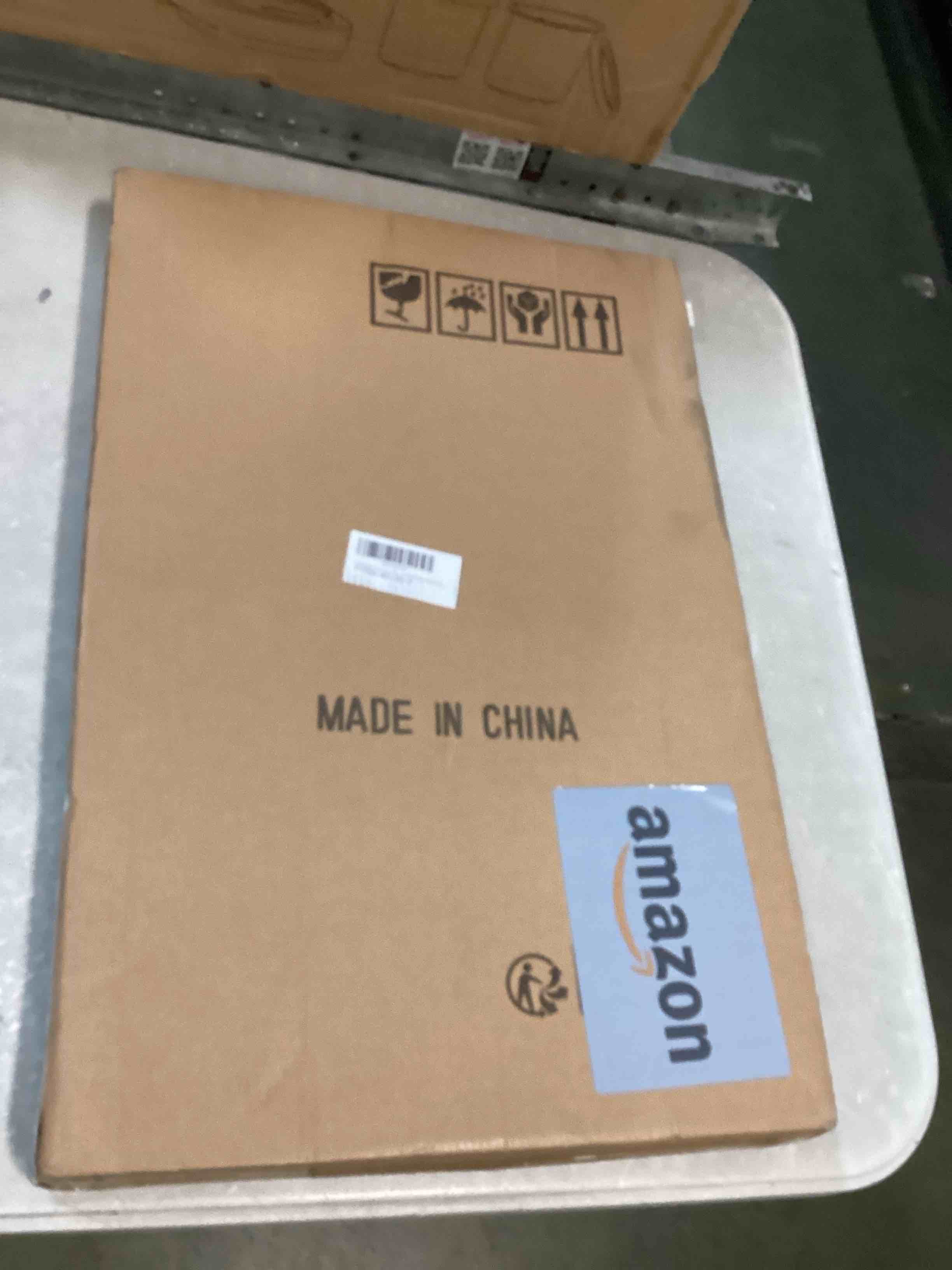 https://s3.amazonaws.com/lotting-images-prod/bidfta/BLU6641127_1719948209548.jpeg