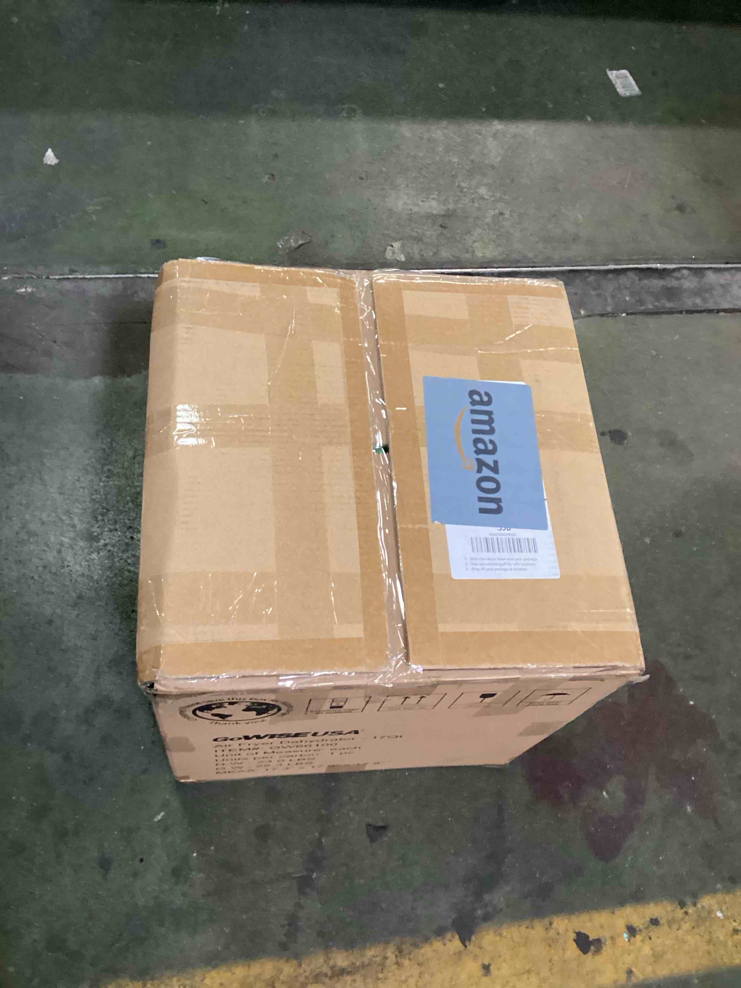 https://s3.amazonaws.com/lotting-images-prod/bidfta/BLU6641533_1720461829038.jpeg