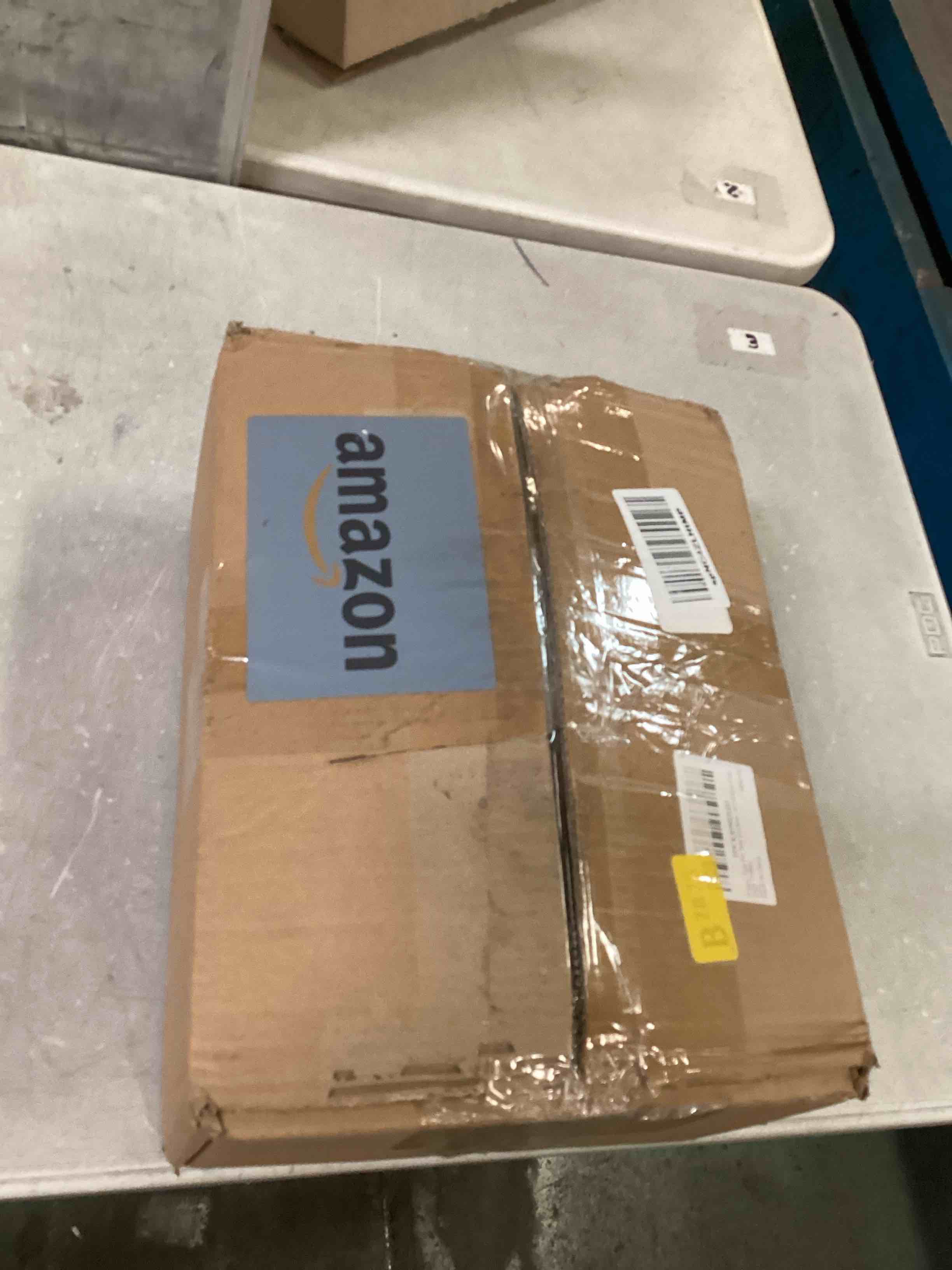 https://s3.amazonaws.com/lotting-images-prod/bidfta/BLU6641547_1720463466735.jpeg