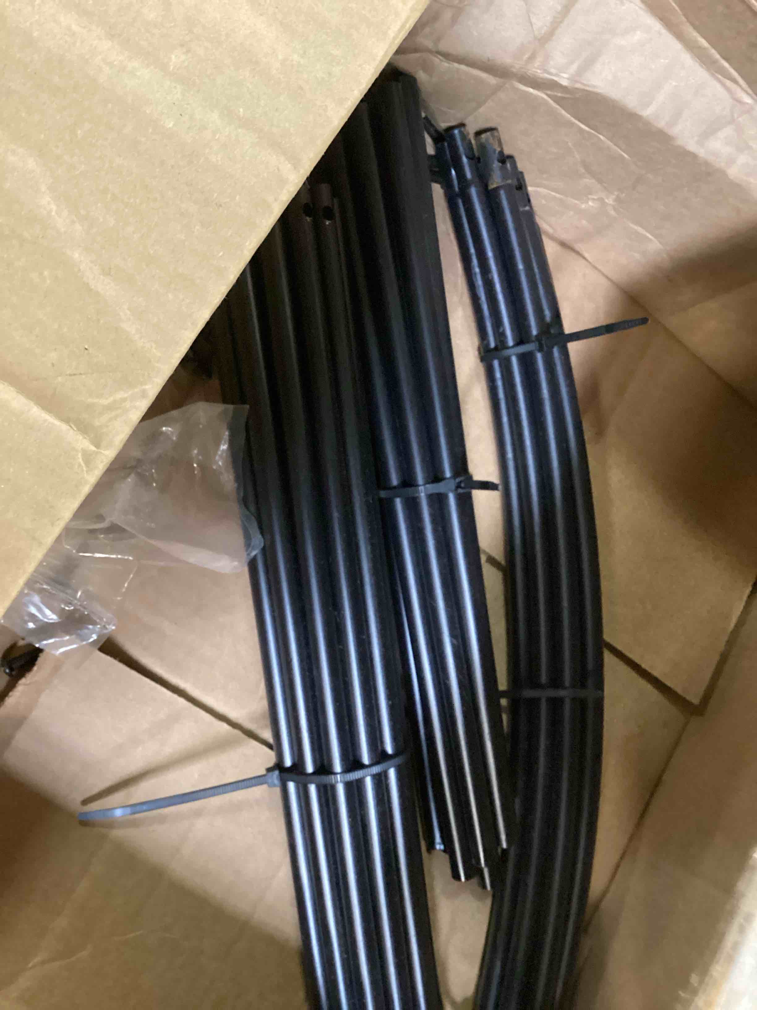 https://s3.amazonaws.com/lotting-images-prod/bidfta/BLU6641869_1720538111339.jpeg