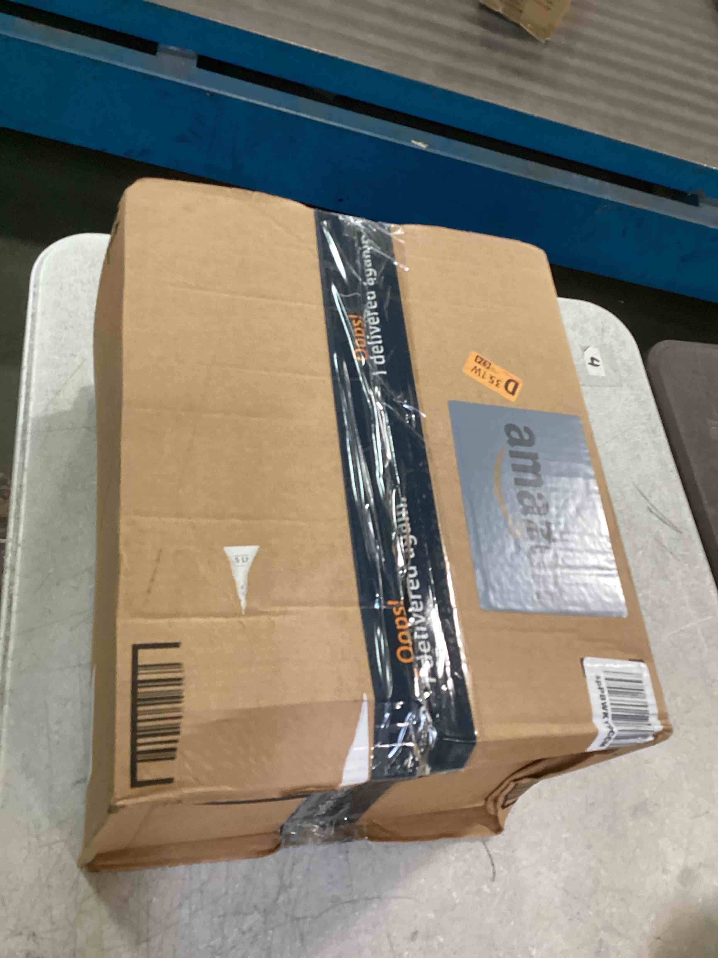 https://s3.amazonaws.com/lotting-images-prod/bidfta/BLU6641896_1720542425965.jpeg