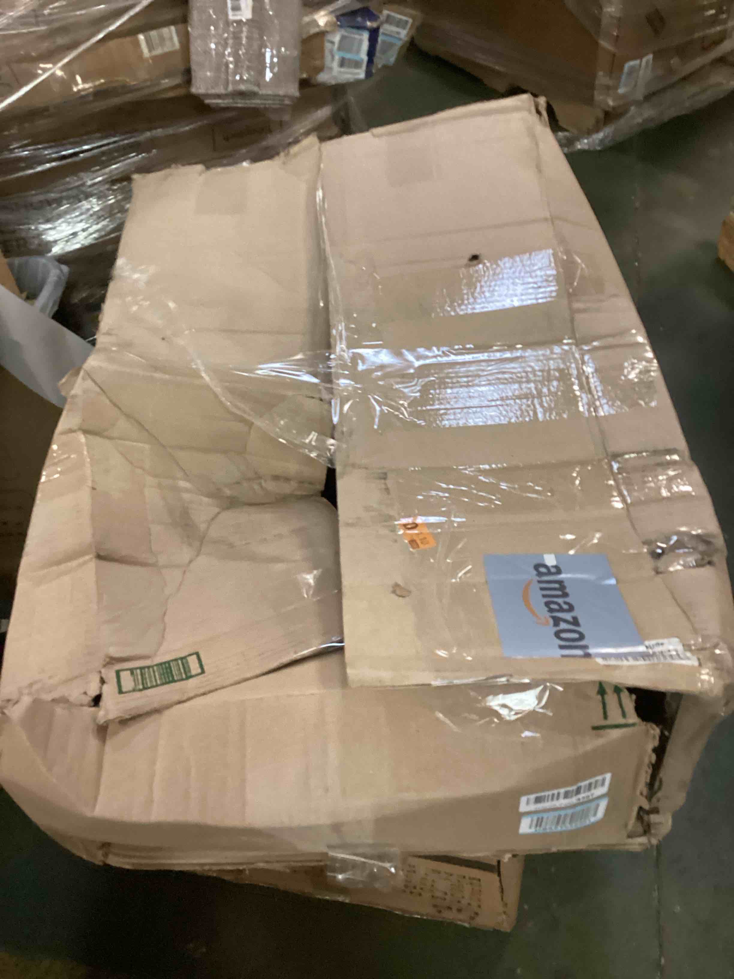 https://s3.amazonaws.com/lotting-images-prod/bidfta/BLU6641906_1720545981163.jpeg