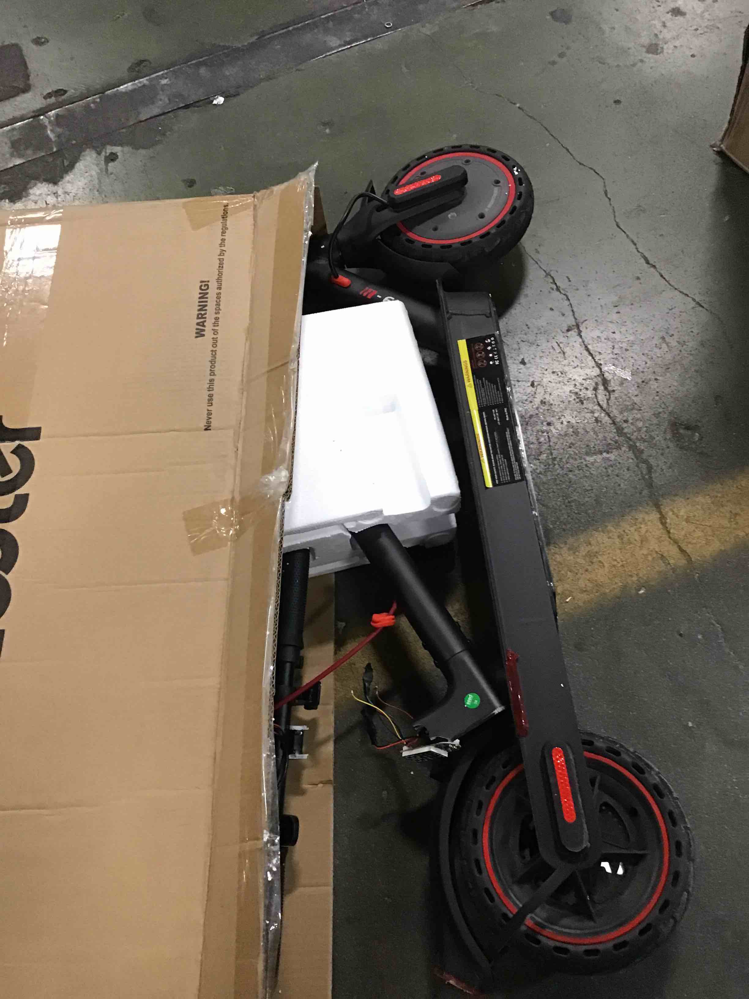 https://s3.amazonaws.com/lotting-images-prod/bidfta/BLU6641981_1720565913759.jpeg