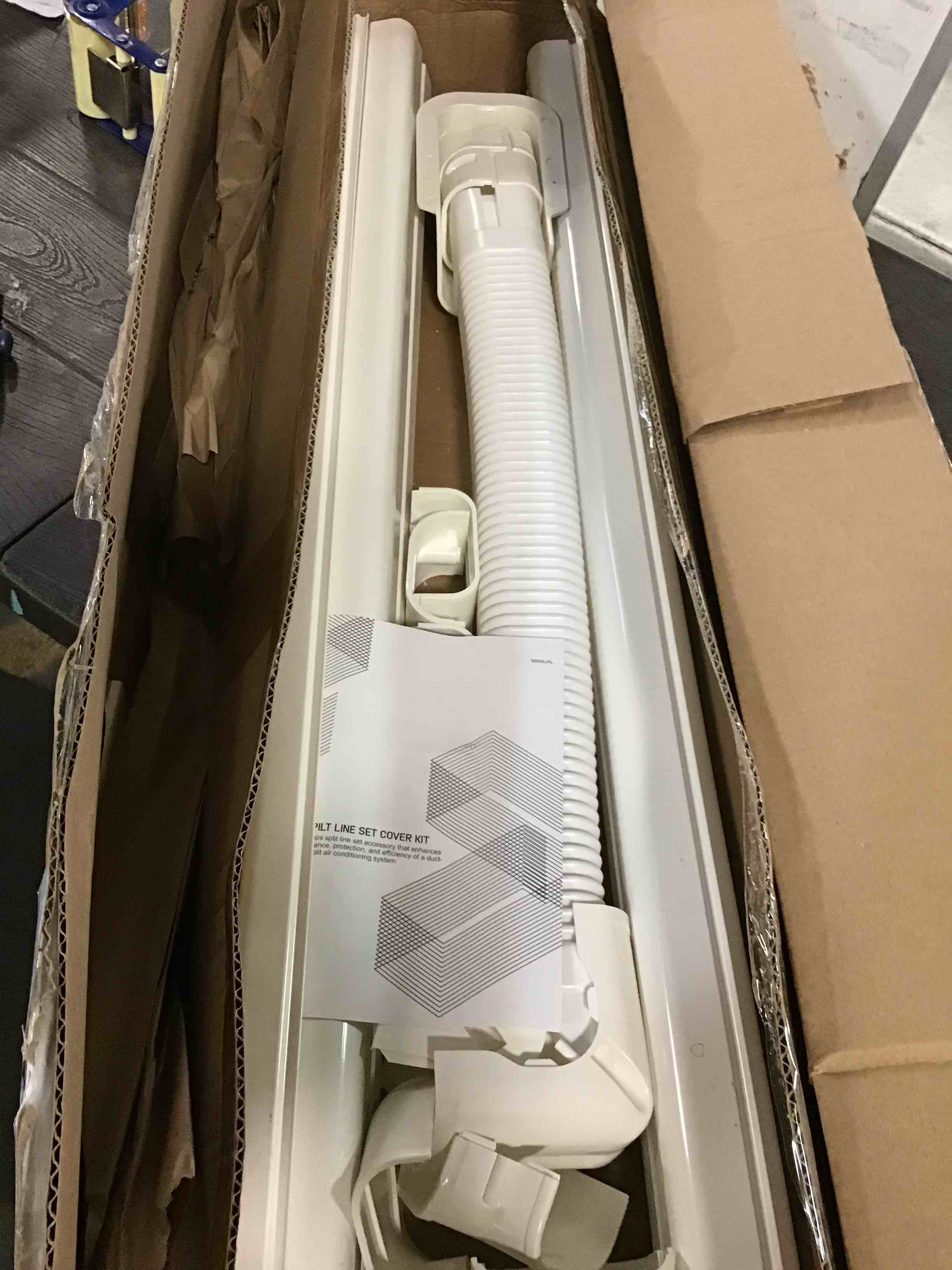 https://s3.amazonaws.com/lotting-images-prod/bidfta/BLU6641996_1720569828735.jpeg