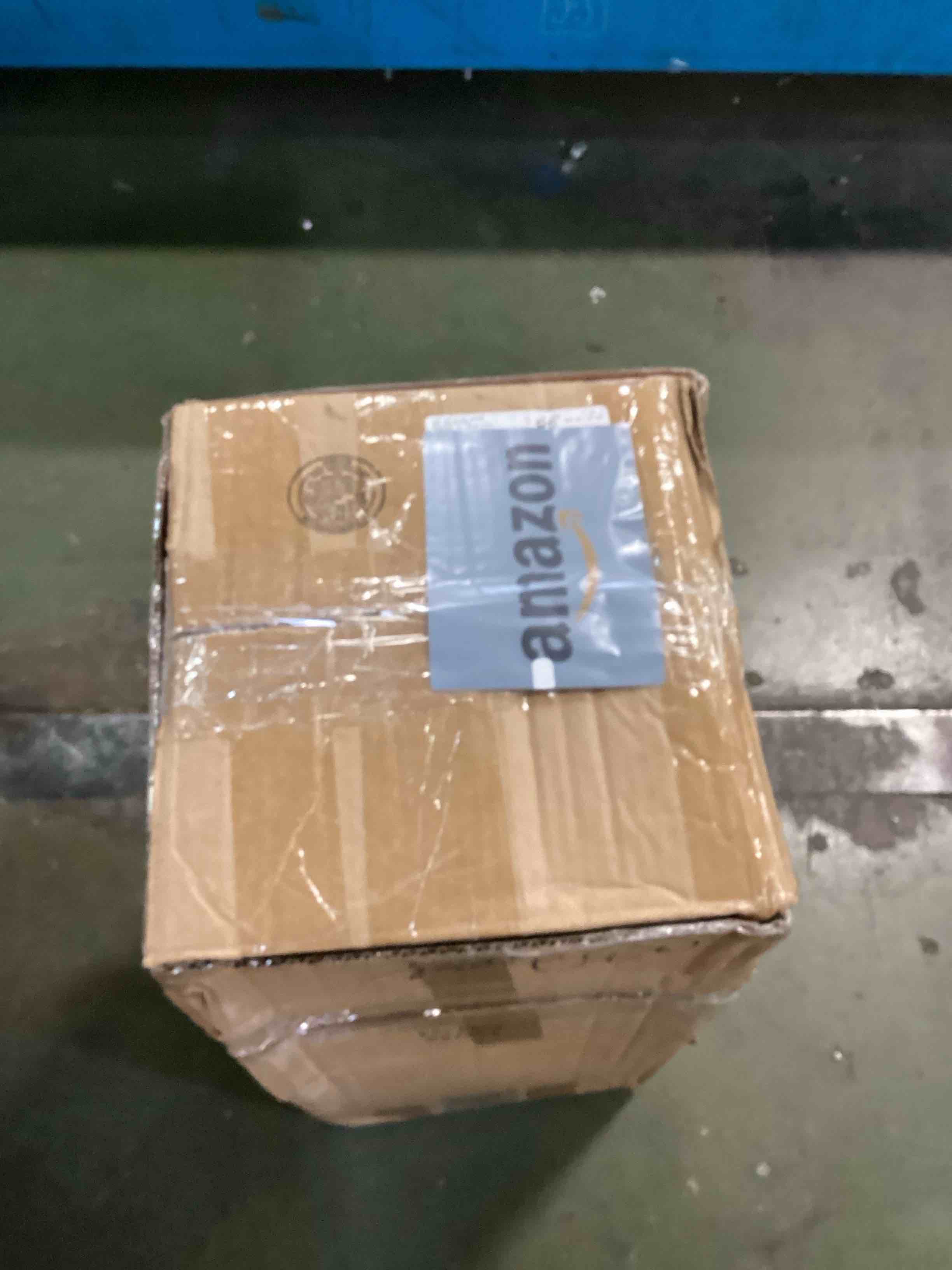 https://s3.amazonaws.com/lotting-images-prod/bidfta/BLU6642125_1720622757463.jpeg