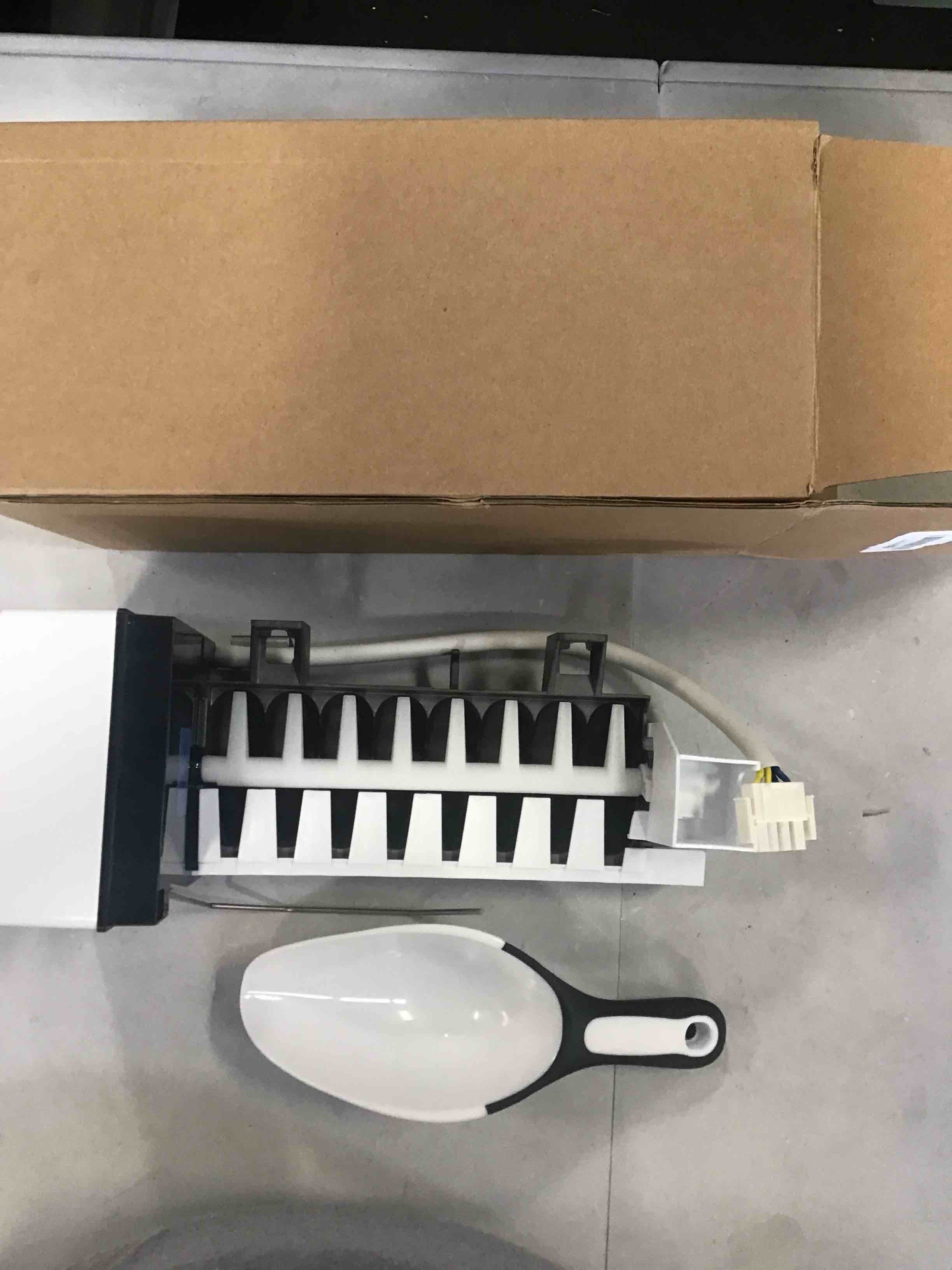 https://s3.amazonaws.com/lotting-images-prod/bidfta/BLU6642760_1719490406623.jpeg