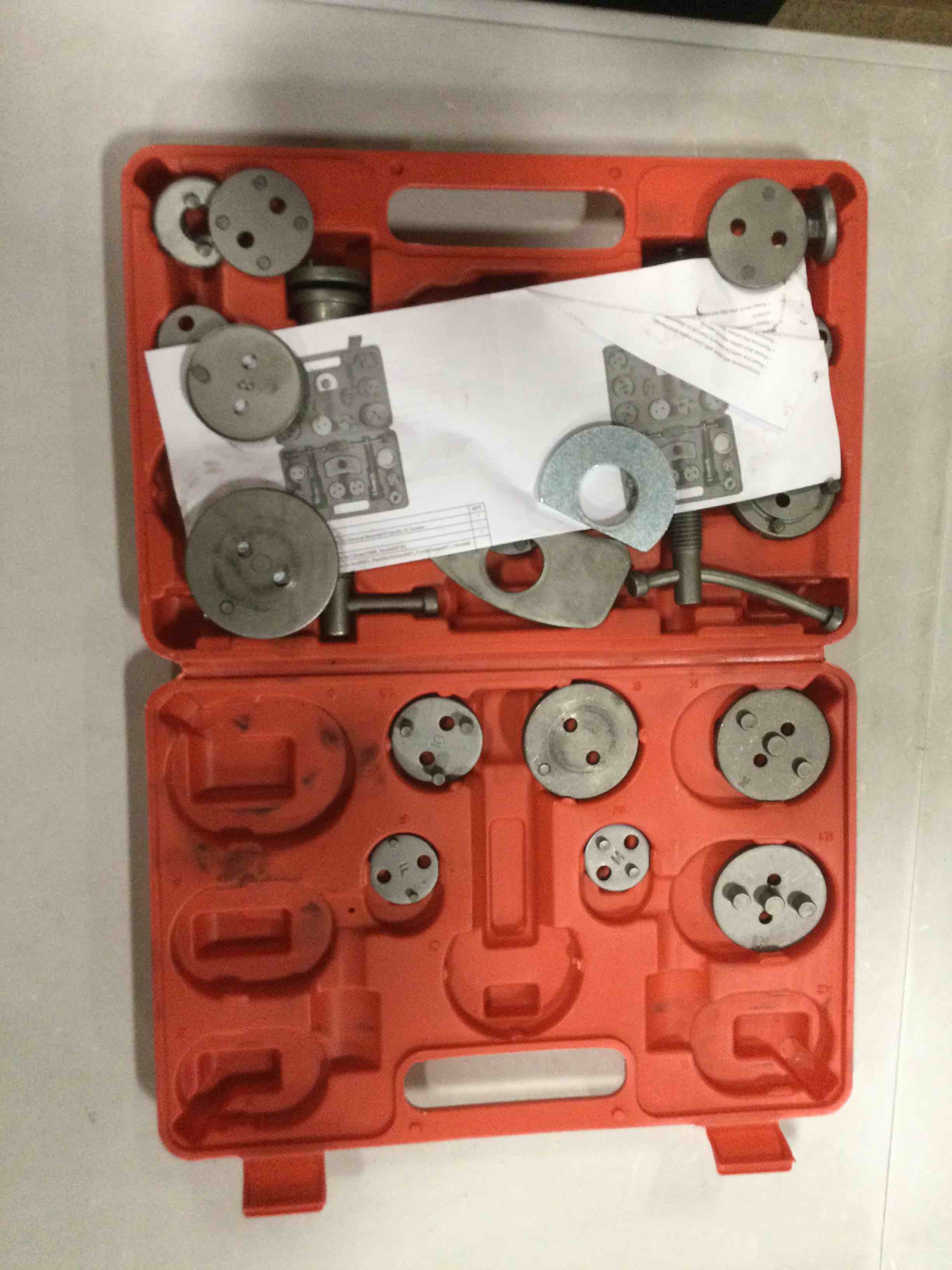 https://s3.amazonaws.com/lotting-images-prod/bidfta/BLU6643062_1719626666584.jpeg