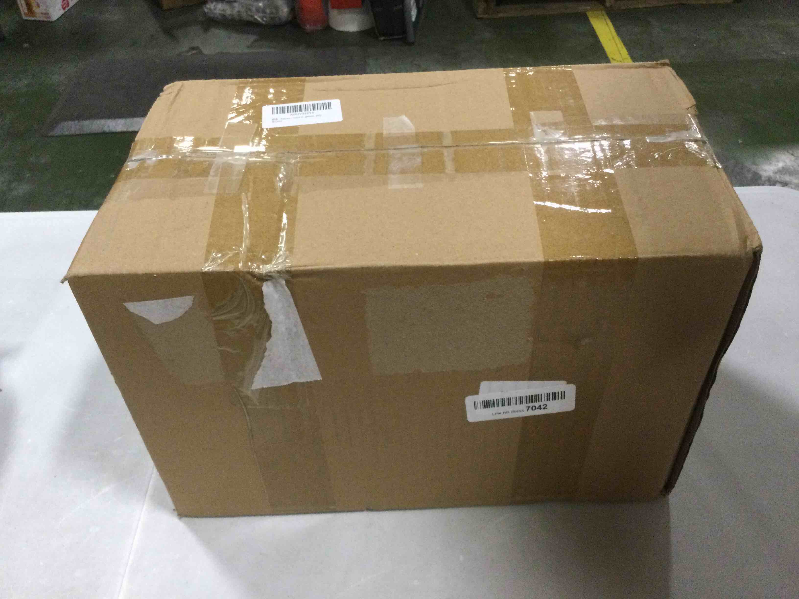 https://s3.amazonaws.com/lotting-images-prod/bidfta/BLU6643073_1719627512451.jpeg