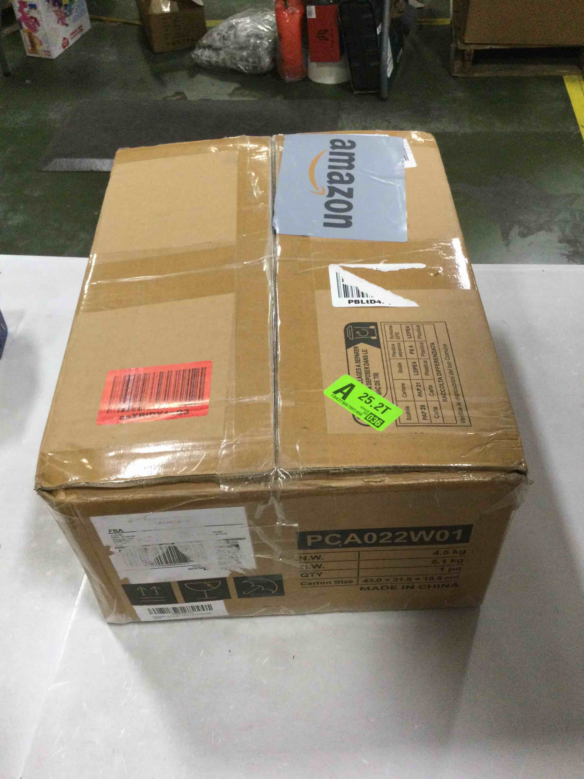 https://s3.amazonaws.com/lotting-images-prod/bidfta/BLU6643087_1719628549115.jpeg