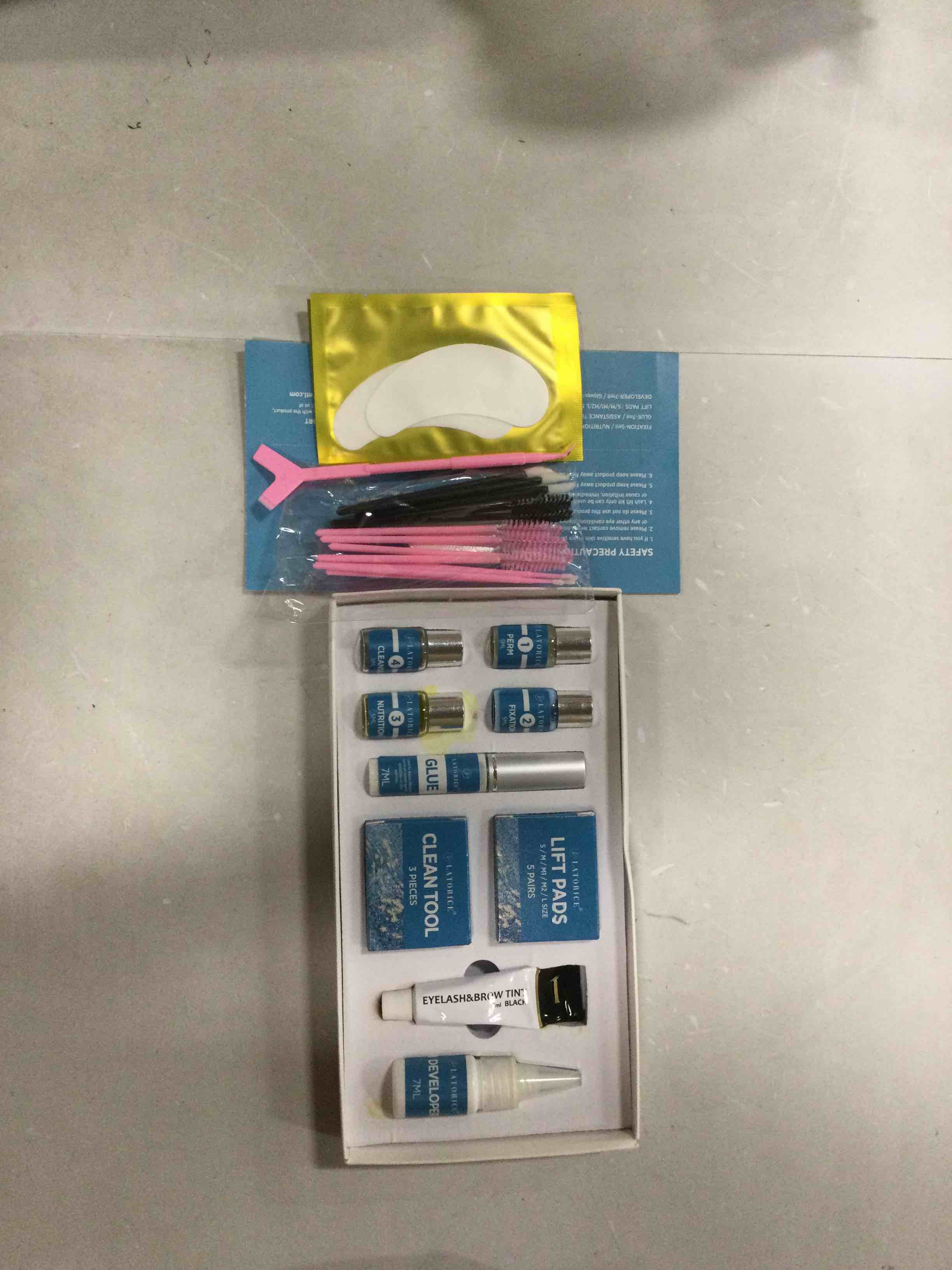 https://s3.amazonaws.com/lotting-images-prod/bidfta/BLU6643125_1719632704698.jpeg