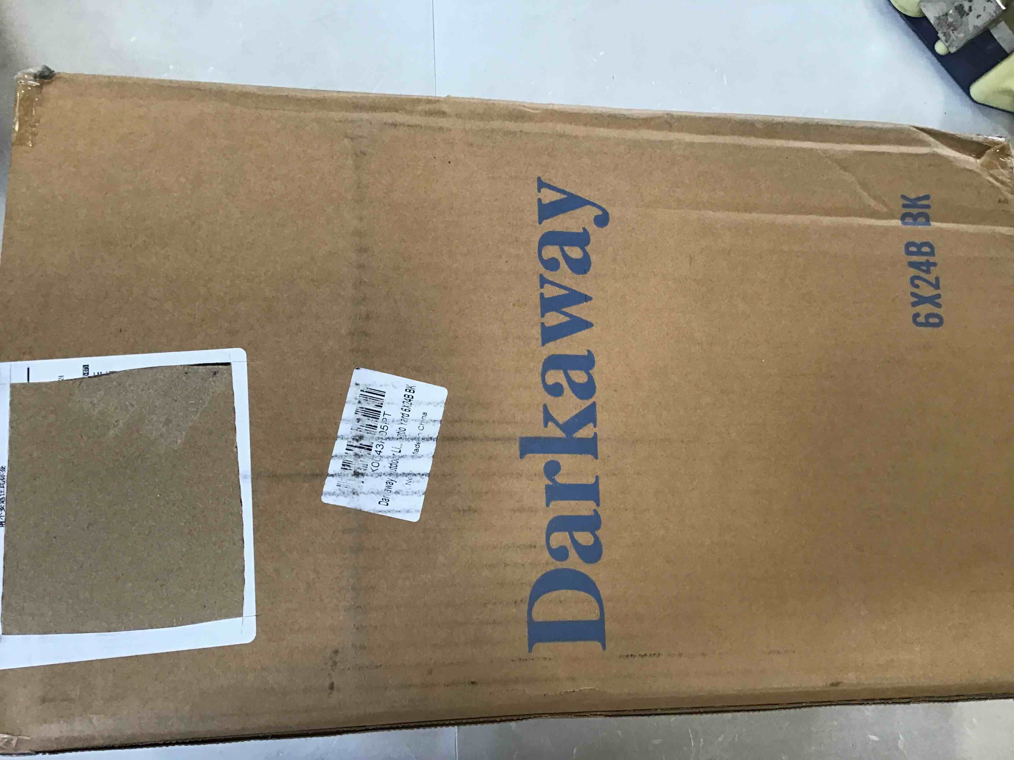 https://s3.amazonaws.com/lotting-images-prod/bidfta/BLU6643483_1720026304253.jpeg
