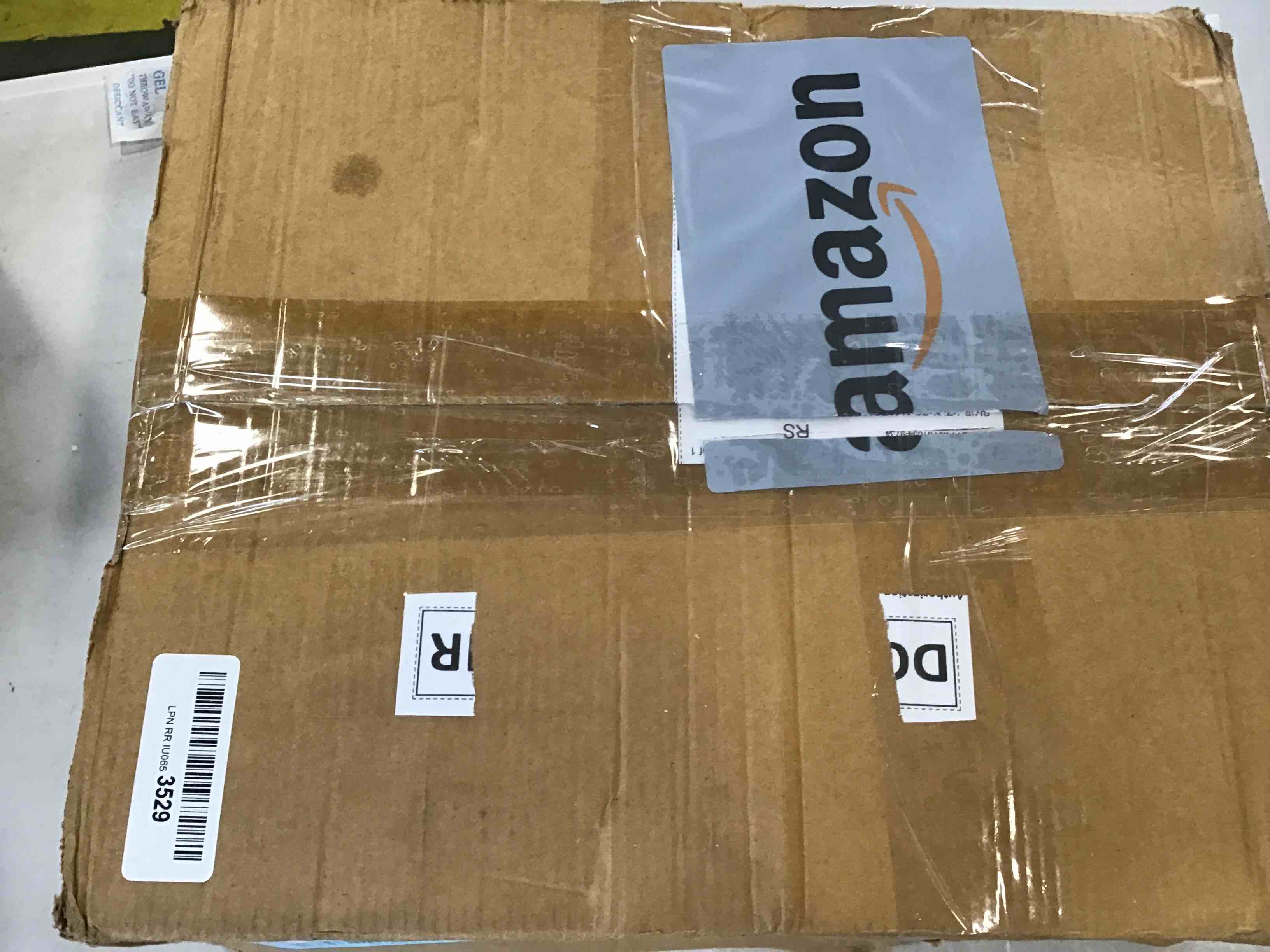 https://s3.amazonaws.com/lotting-images-prod/bidfta/BLU6643491_1720028643949.jpeg