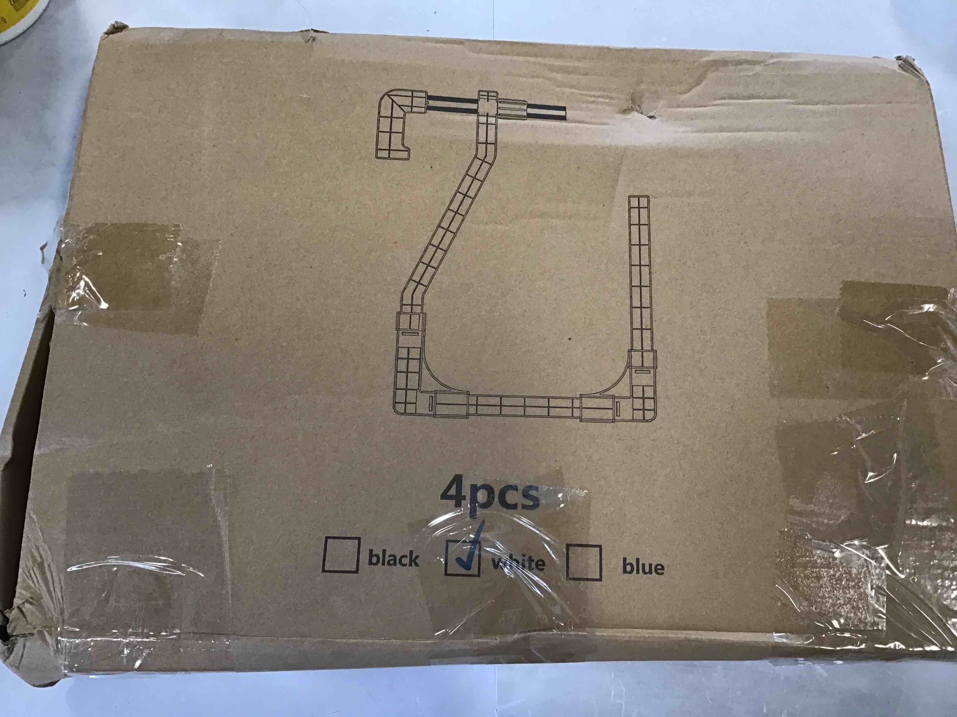 https://s3.amazonaws.com/lotting-images-prod/bidfta/BLU6643493_1720028967245.jpeg