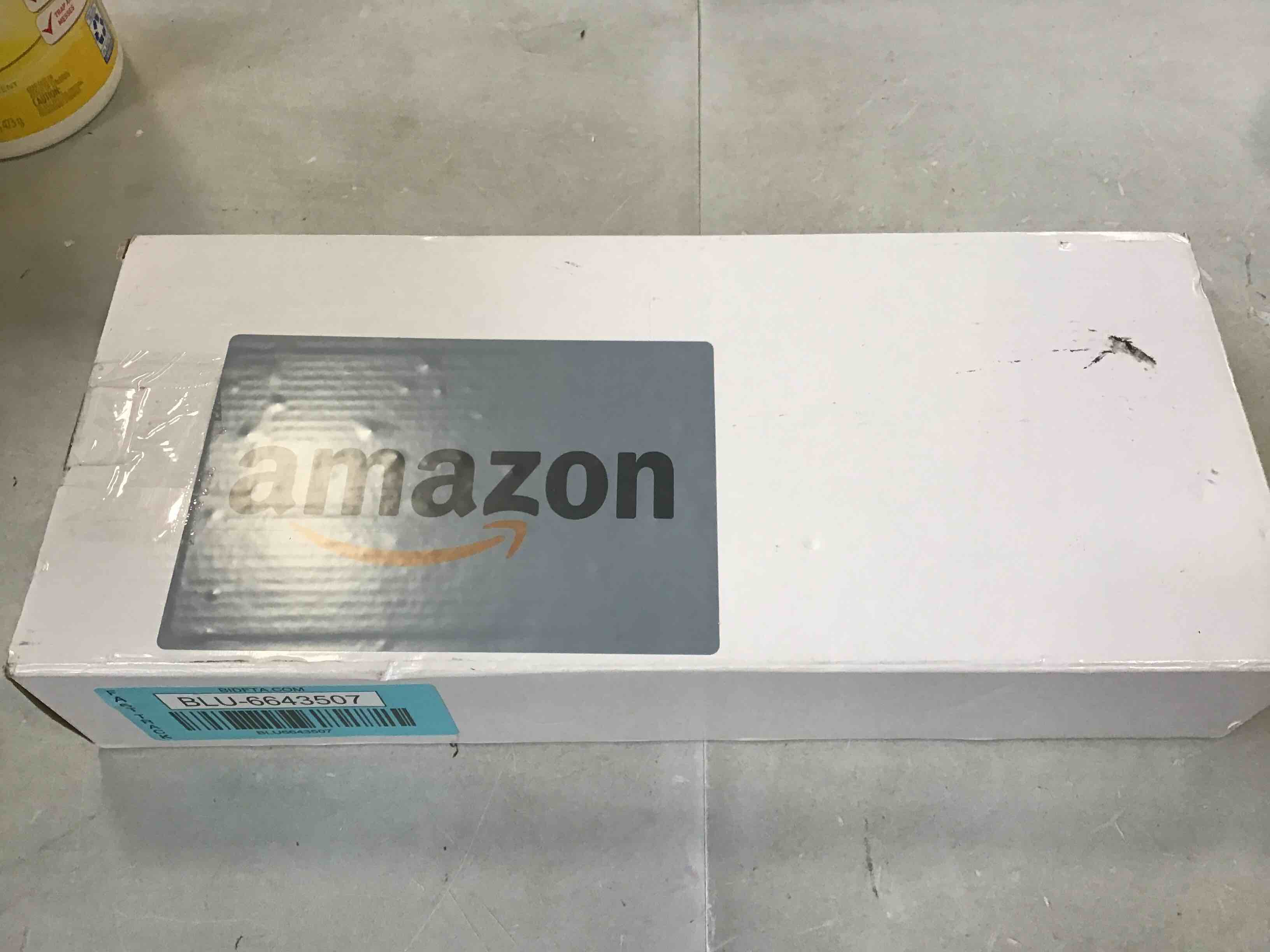 https://s3.amazonaws.com/lotting-images-prod/bidfta/BLU6643507_1720032577404.jpeg
