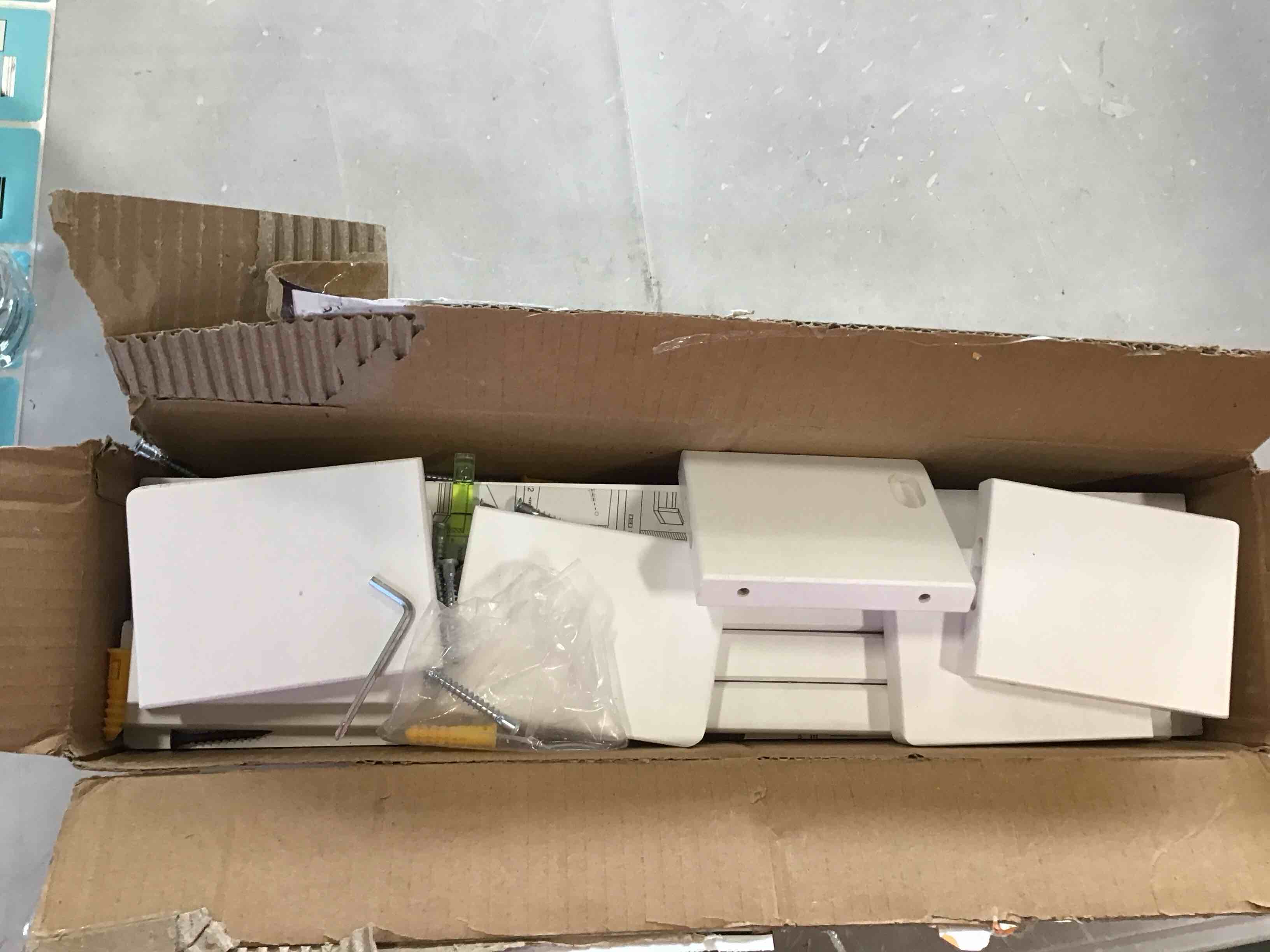 https://s3.amazonaws.com/lotting-images-prod/bidfta/BLU6643762_1720441461564.jpeg