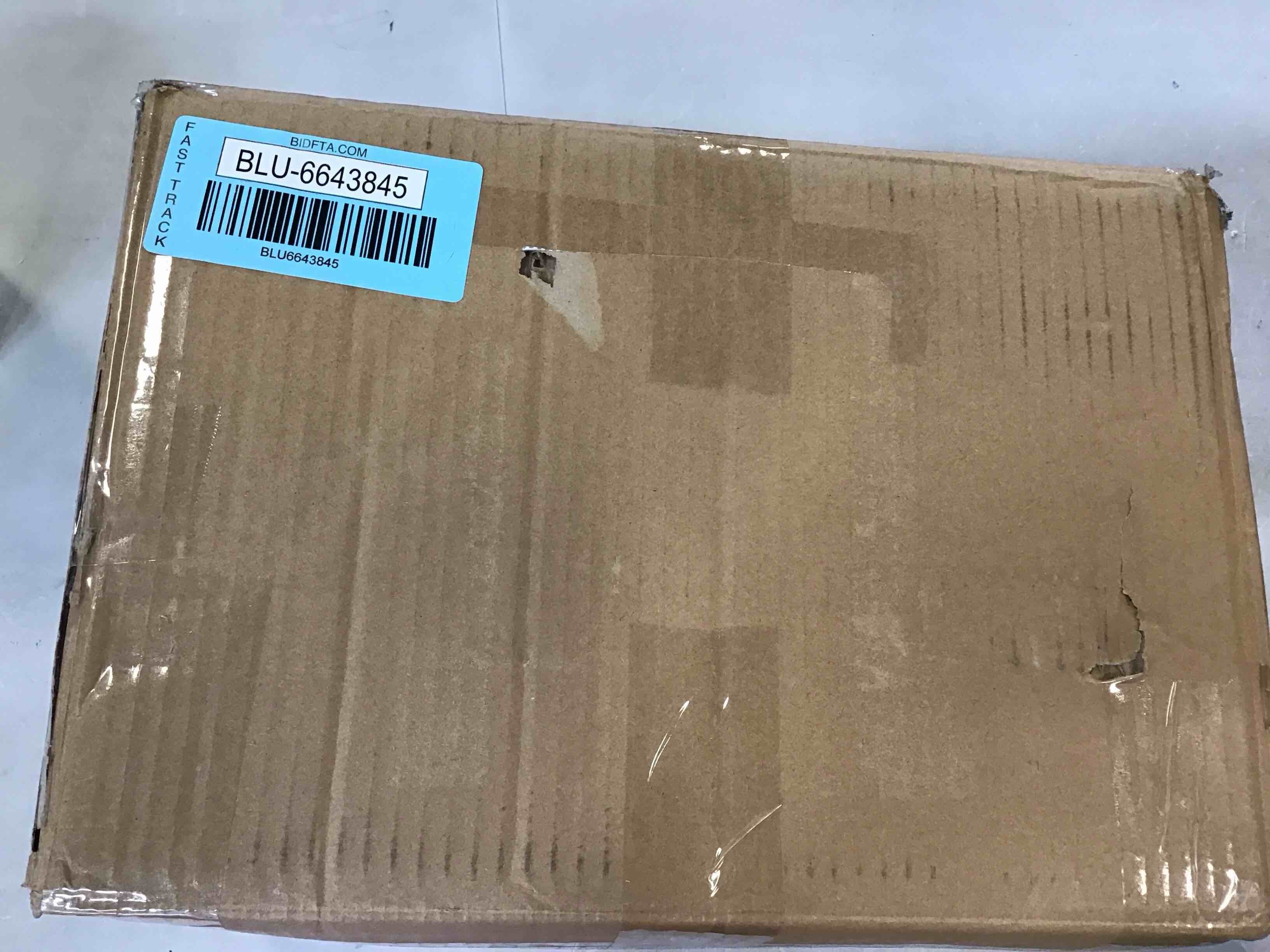 https://s3.amazonaws.com/lotting-images-prod/bidfta/BLU6643845_1720457082204.jpeg