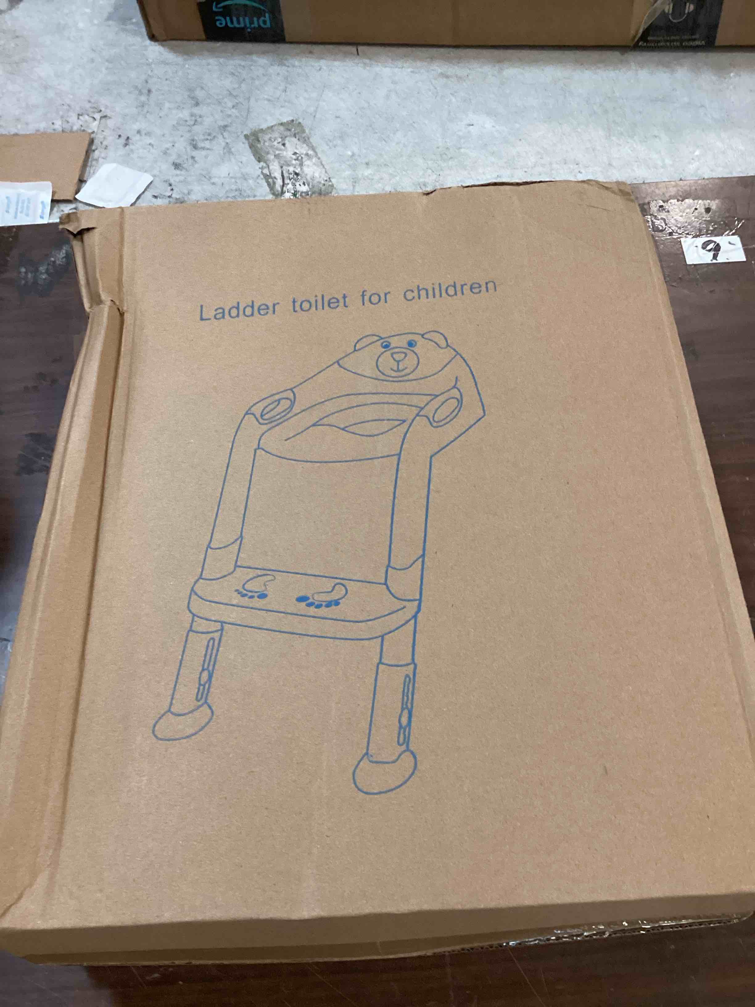 https://s3.amazonaws.com/lotting-images-prod/bidfta/BLU6644258_1719946544462.jpeg