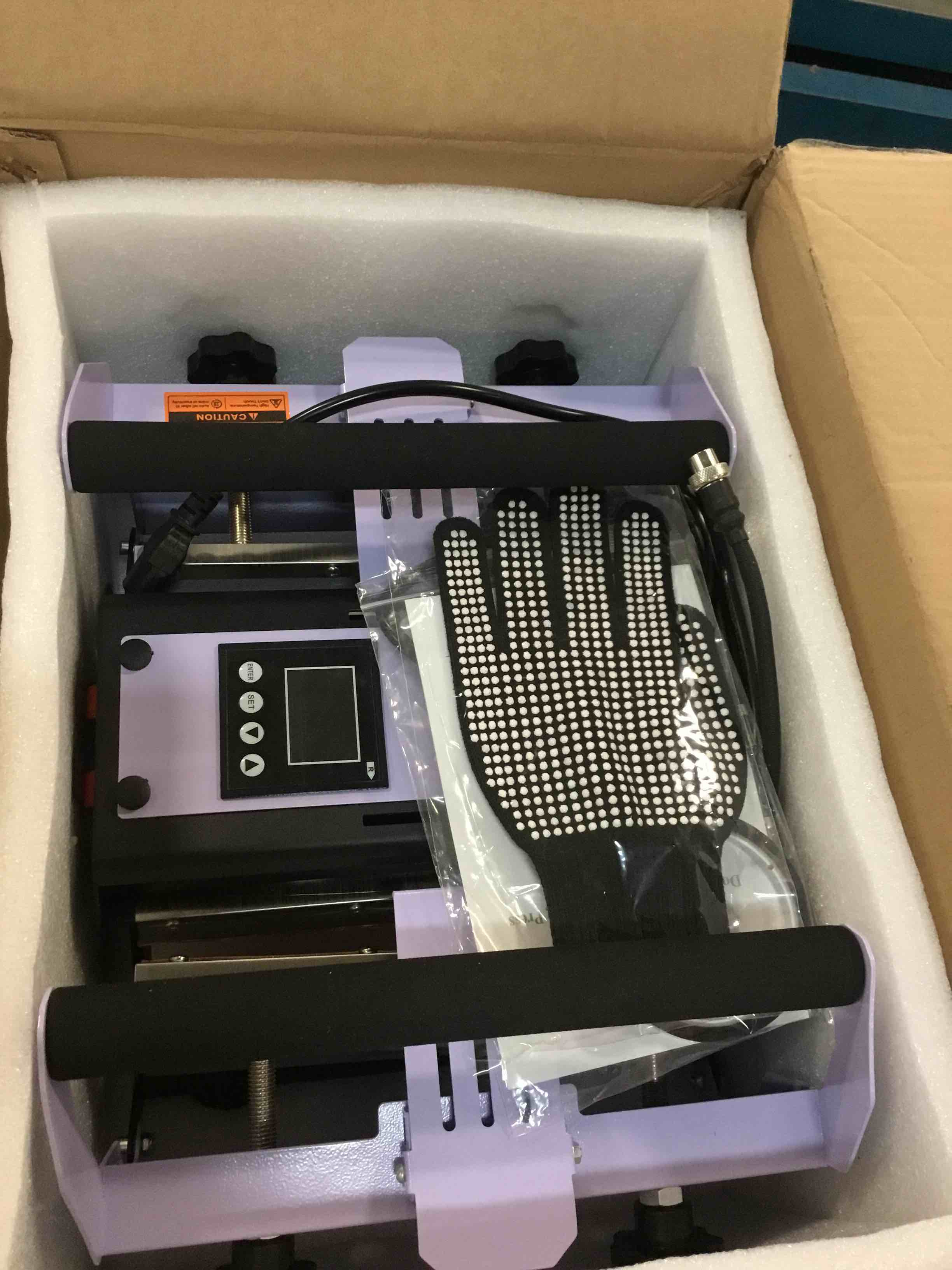 https://s3.amazonaws.com/lotting-images-prod/bidfta/BLU6644302_1720008107418.jpeg