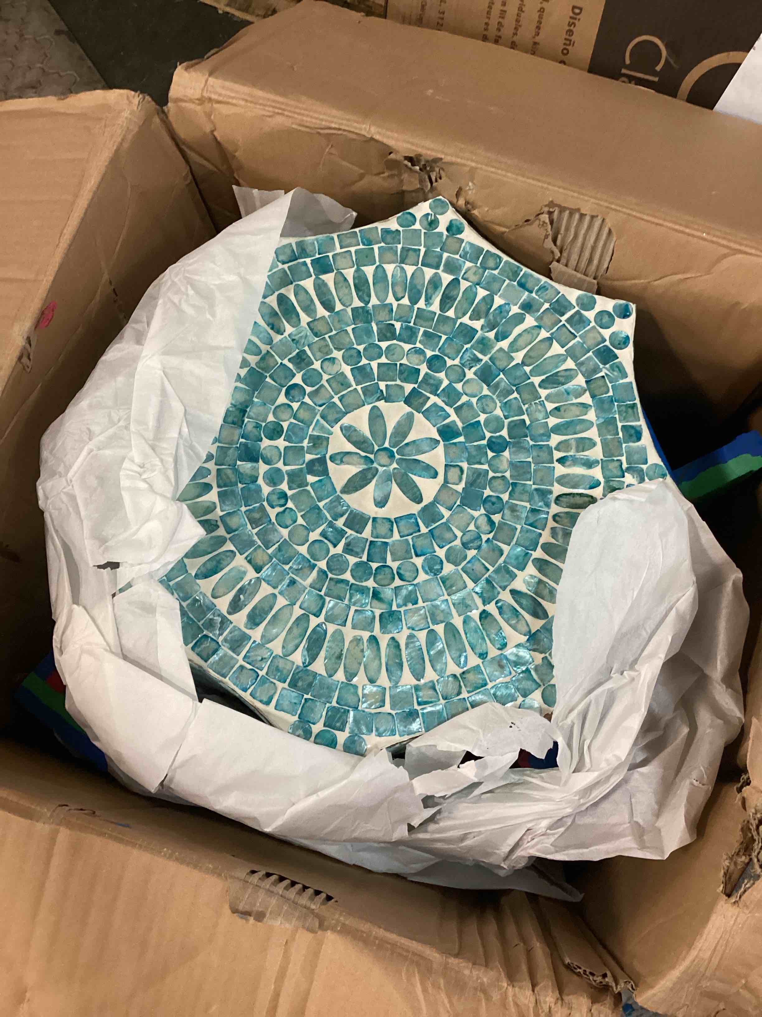 https://s3.amazonaws.com/lotting-images-prod/bidfta/BLU6644618_1720191404397.jpeg