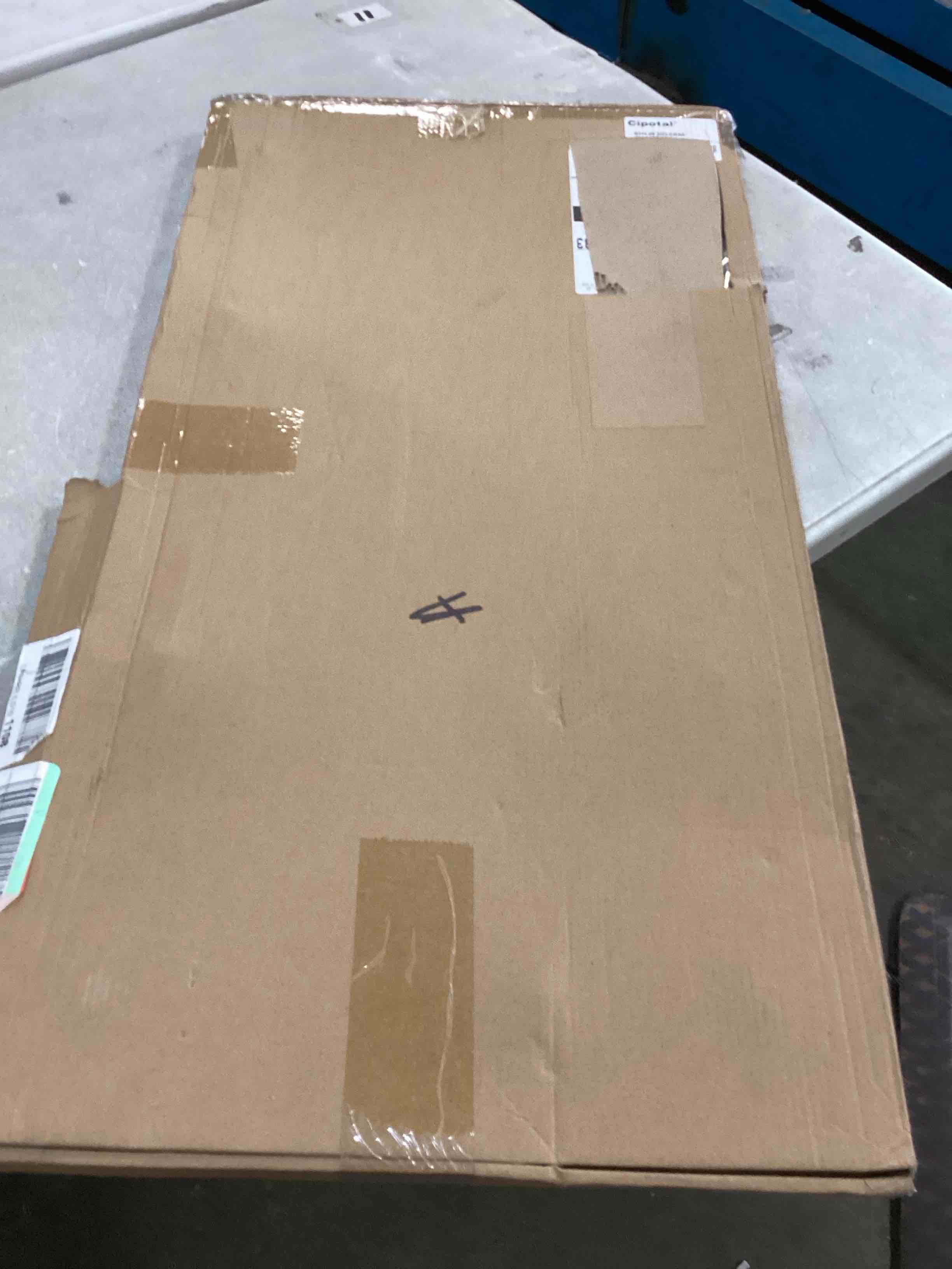 https://s3.amazonaws.com/lotting-images-prod/bidfta/BLU6644693_1720205543373.jpeg