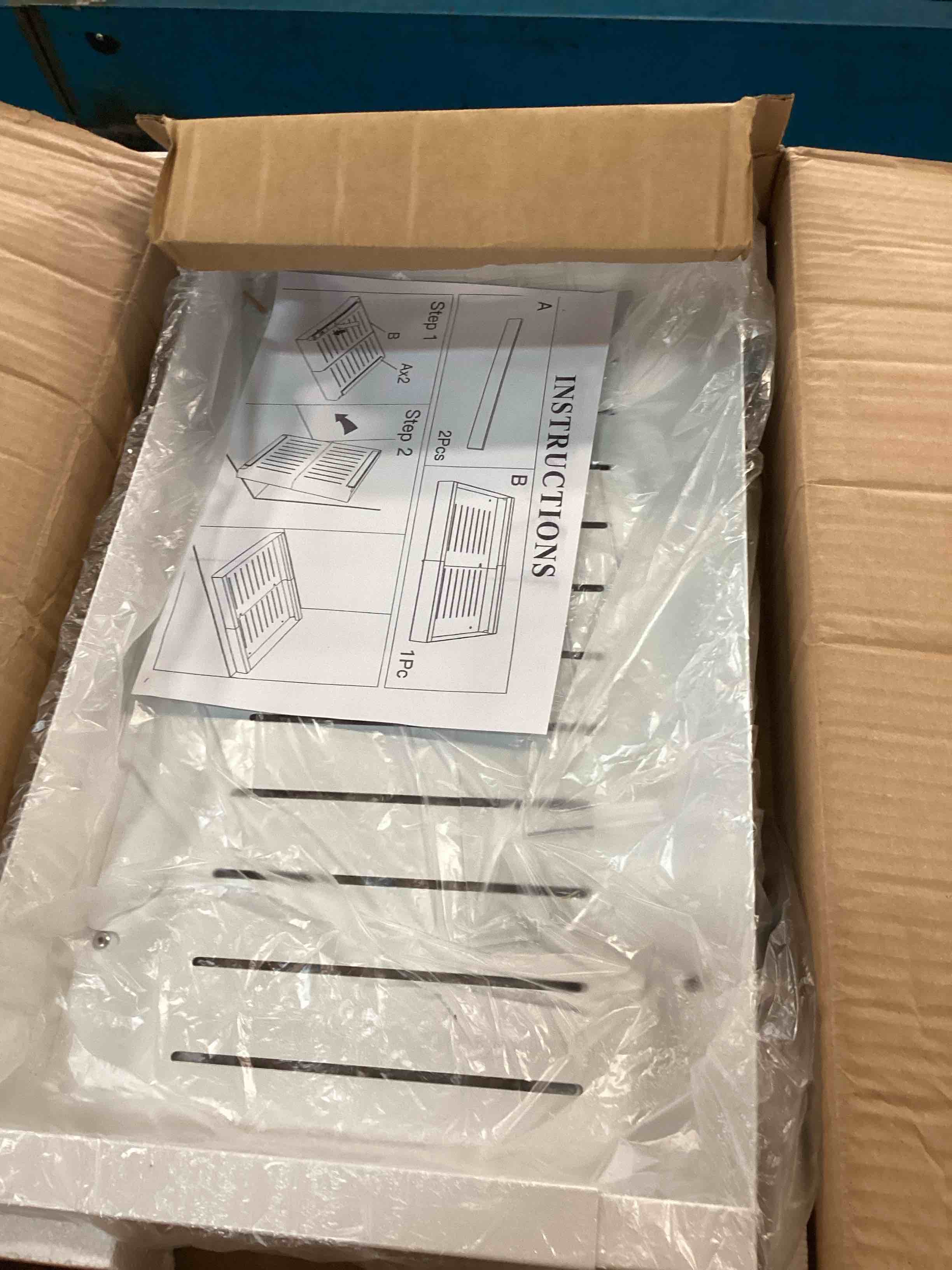 https://s3.amazonaws.com/lotting-images-prod/bidfta/BLU6644703_1720207744899.jpeg