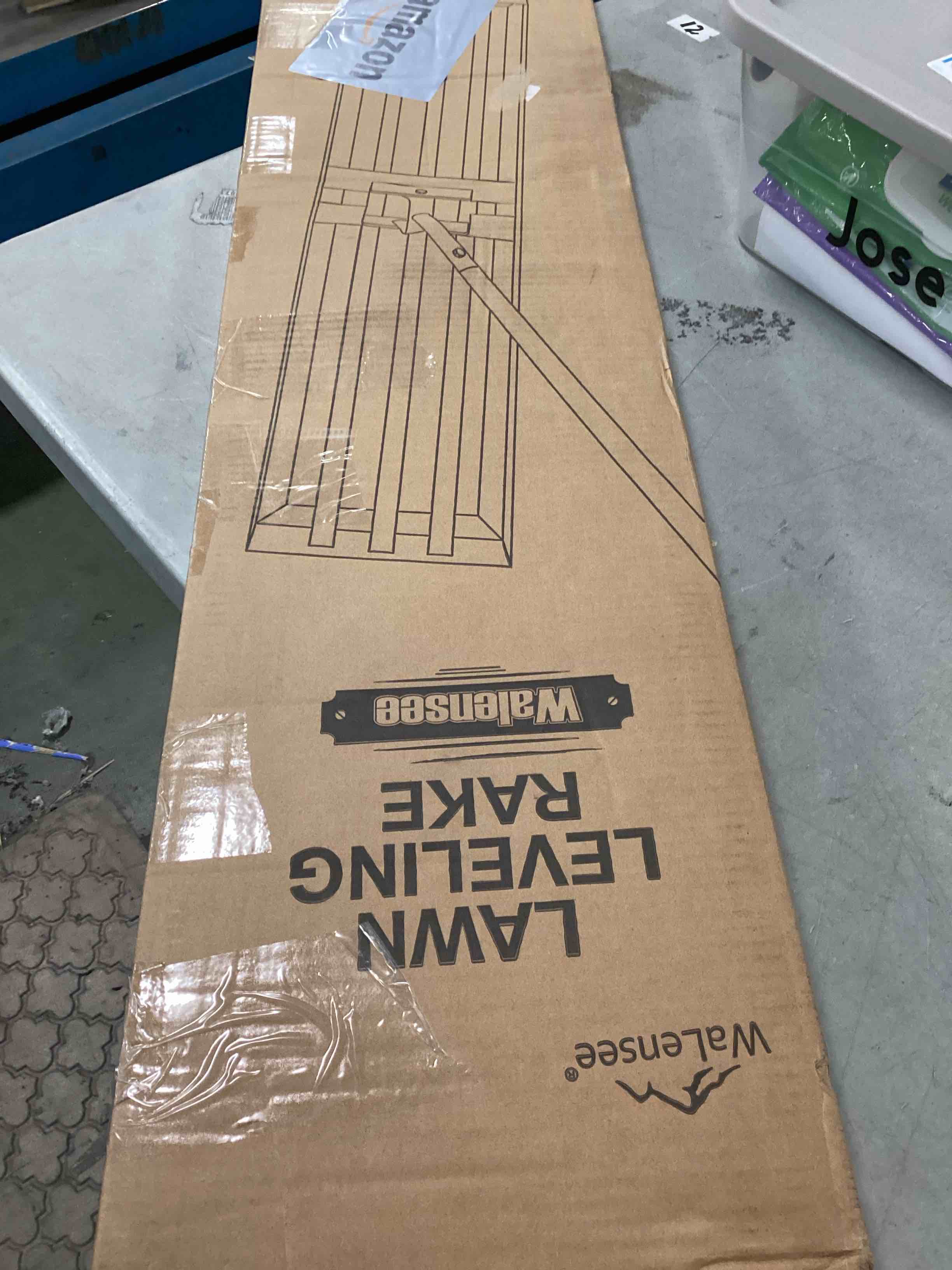 https://s3.amazonaws.com/lotting-images-prod/bidfta/BLU6644732_1720437085360.jpeg