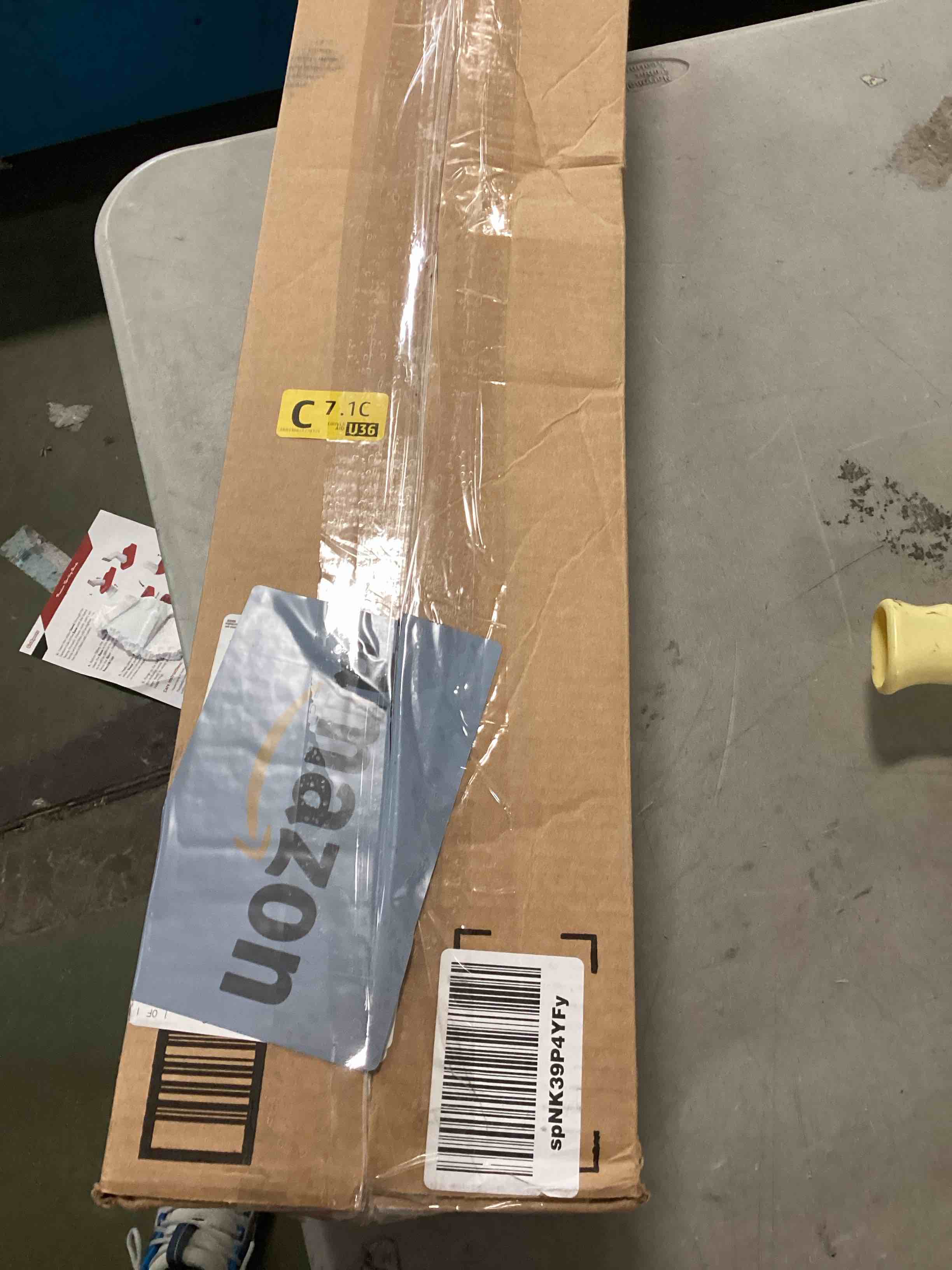 https://s3.amazonaws.com/lotting-images-prod/bidfta/BLU6644856_1720453925067.jpeg