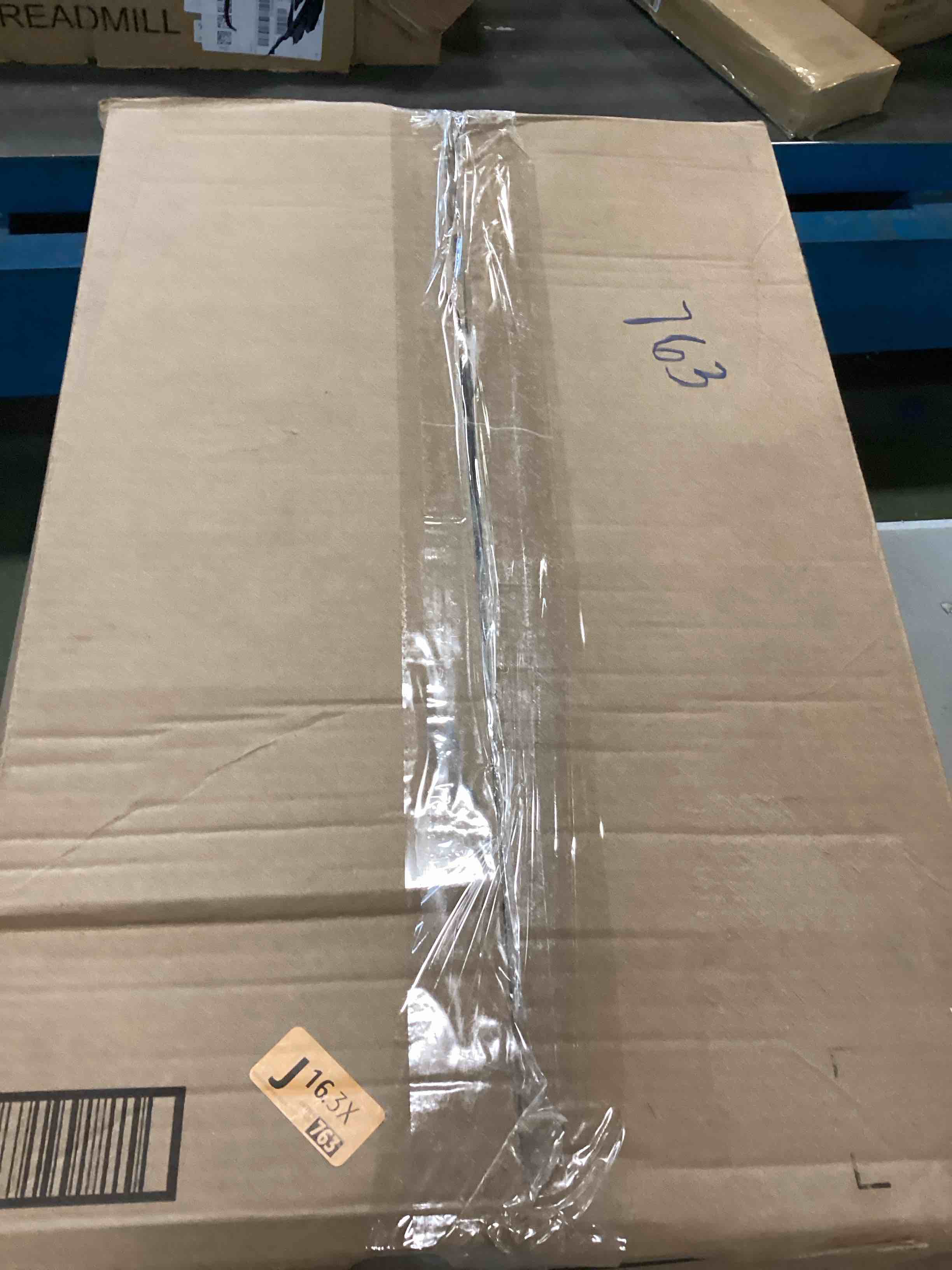 https://s3.amazonaws.com/lotting-images-prod/bidfta/BLU6644884_1720459391320.jpeg