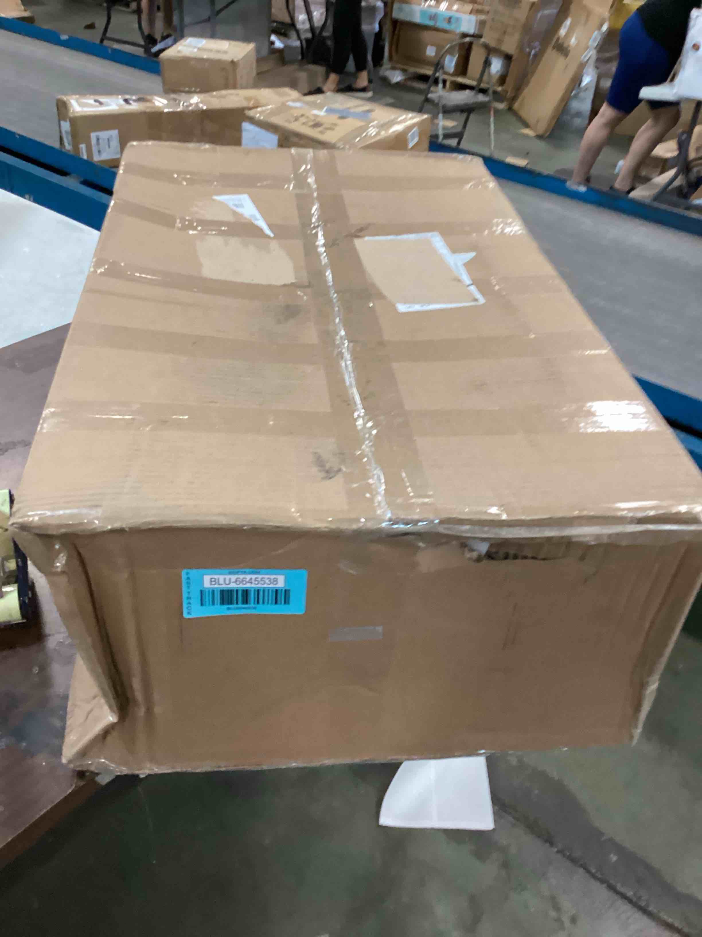 https://s3.amazonaws.com/lotting-images-prod/bidfta/BLU6645538_1719499946665.jpeg