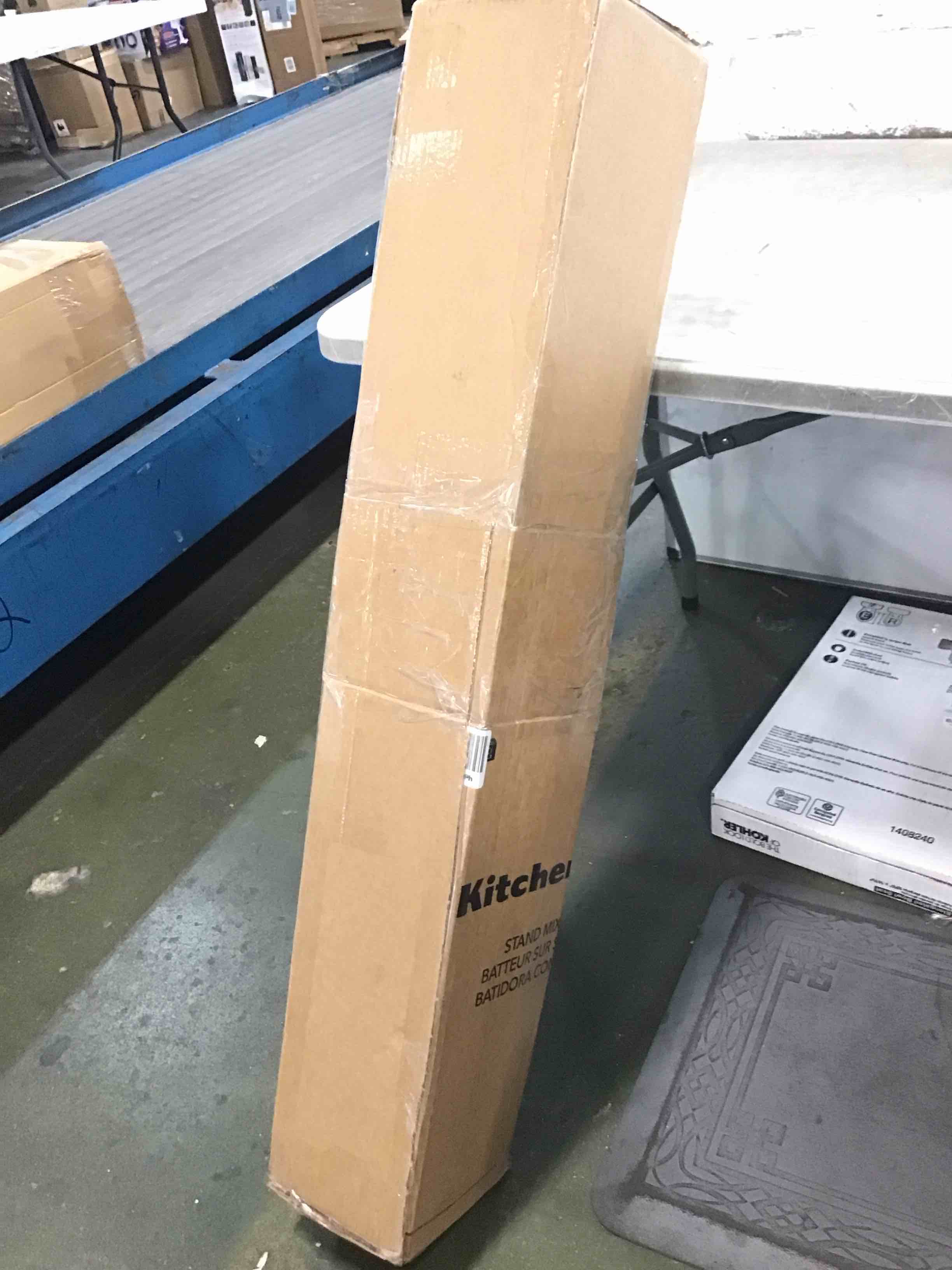 https://s3.amazonaws.com/lotting-images-prod/bidfta/BLU6645803_1719874444463.jpeg