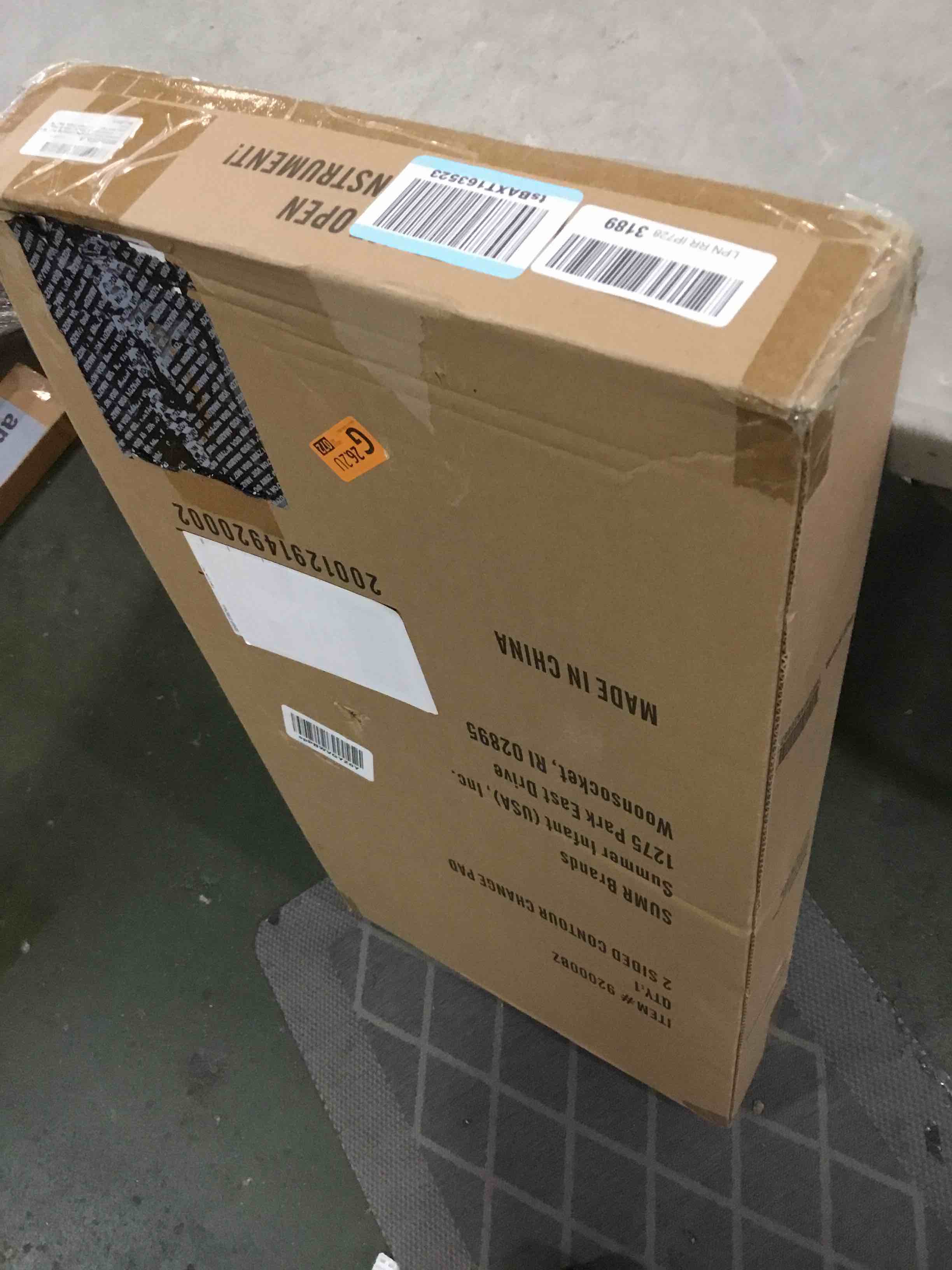 https://s3.amazonaws.com/lotting-images-prod/bidfta/BLU6646019_1720021956341.jpeg