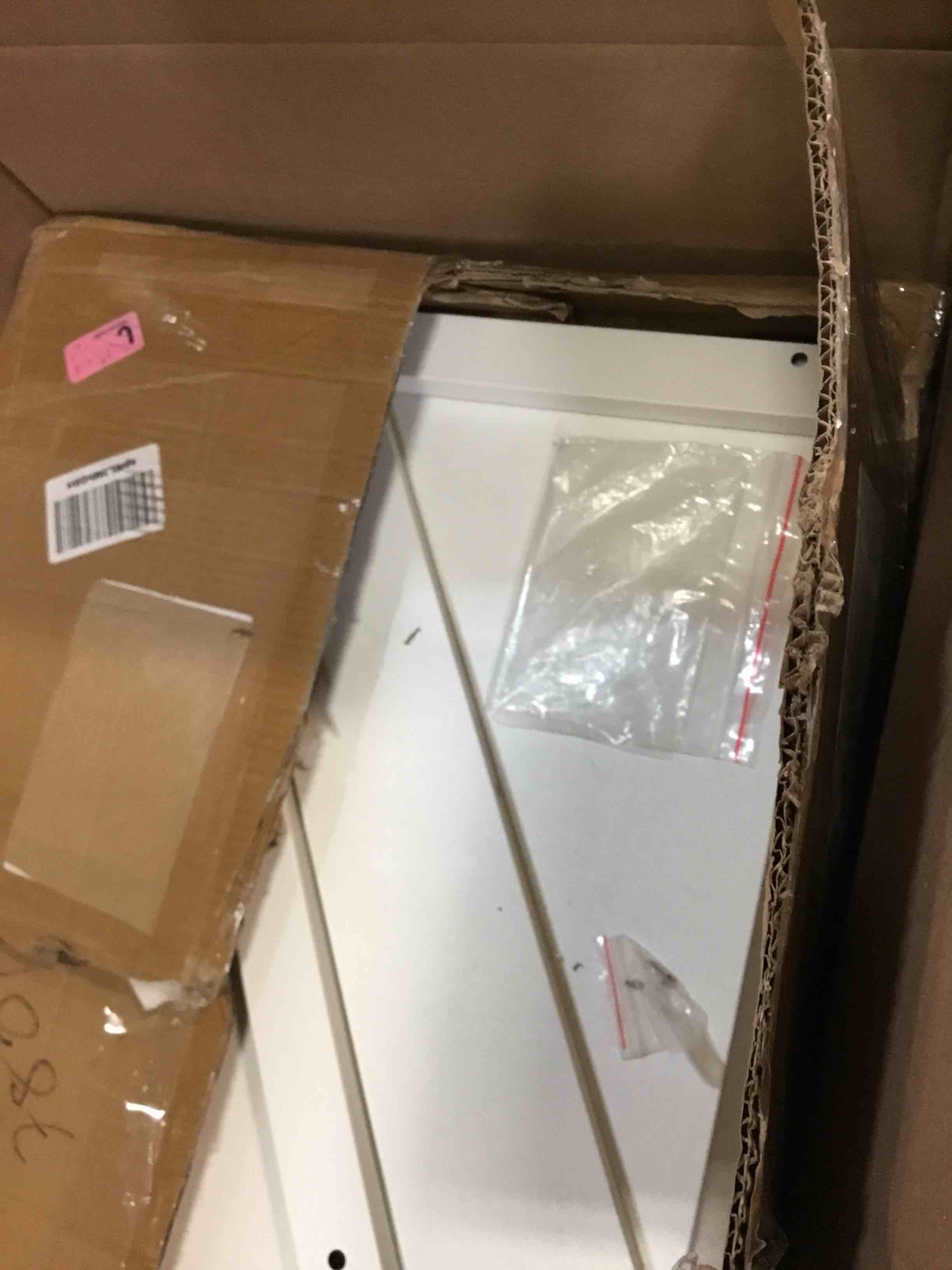 https://s3.amazonaws.com/lotting-images-prod/bidfta/BLU6646063_1720029498699.jpeg