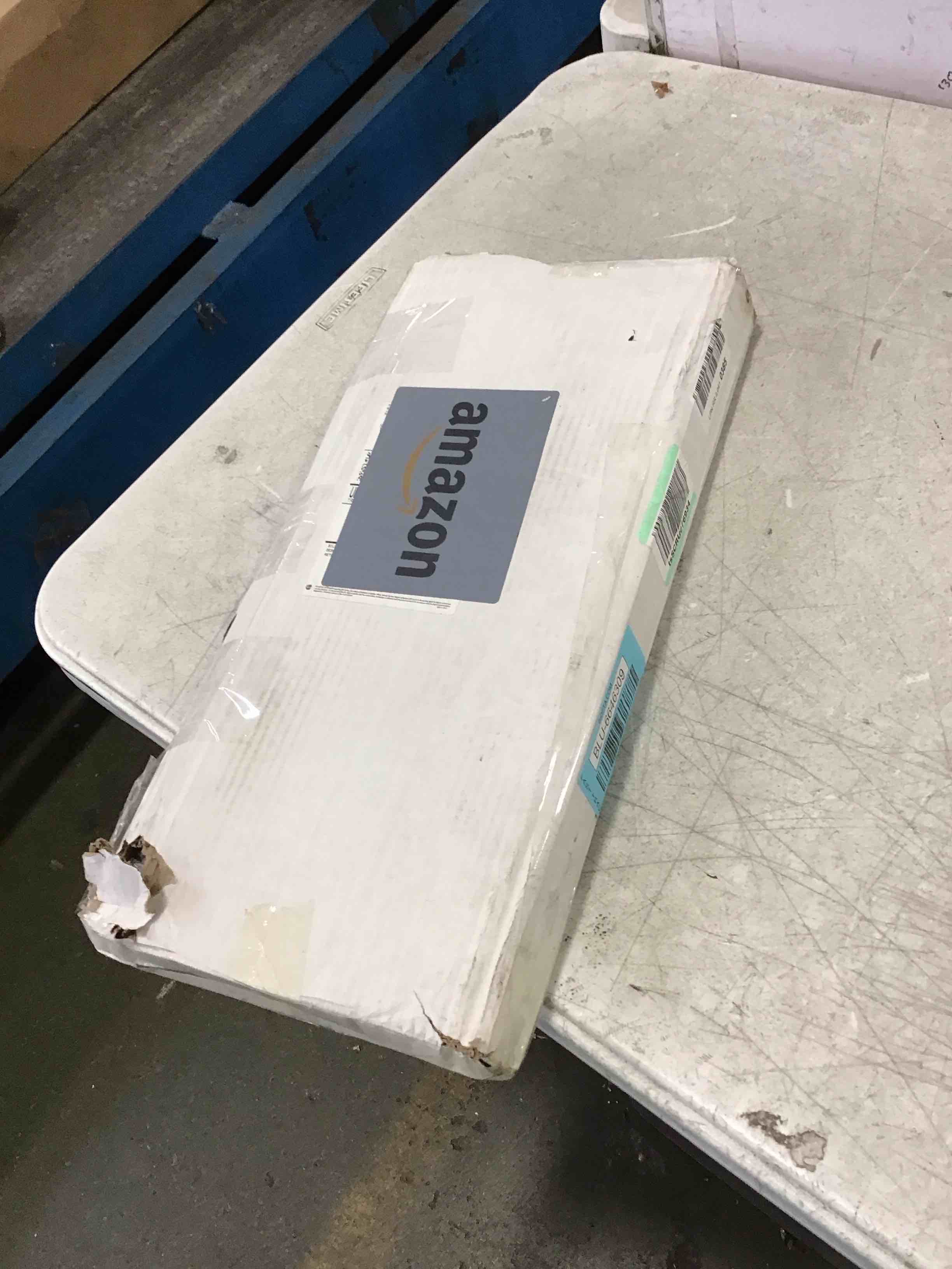 https://s3.amazonaws.com/lotting-images-prod/bidfta/BLU6646309_1720446832867.jpeg