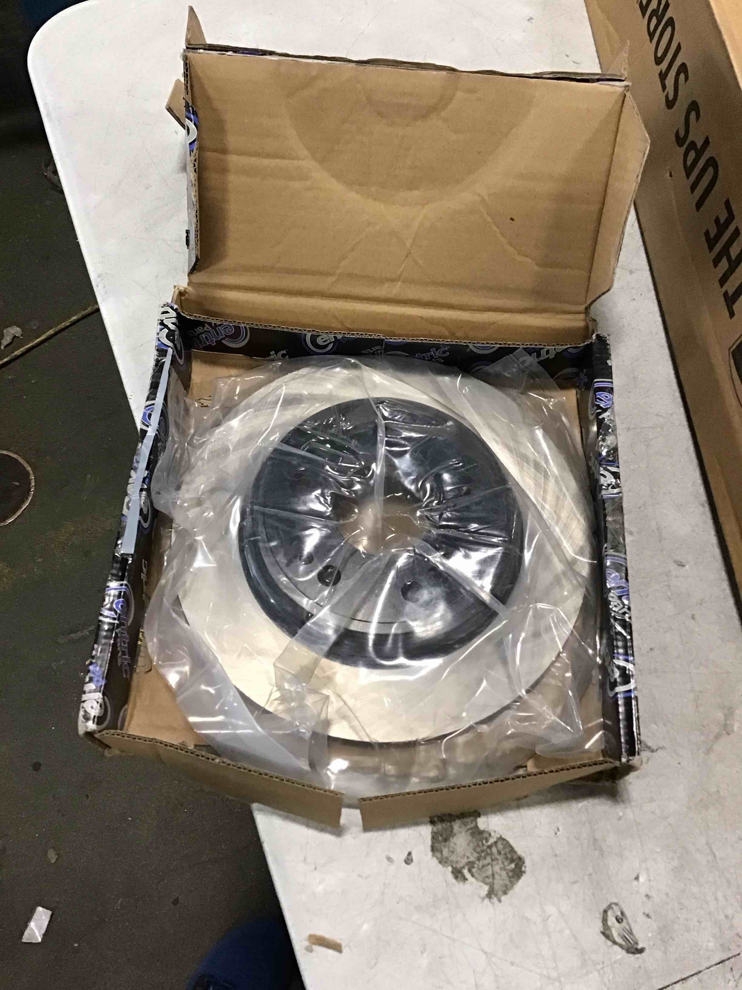 https://s3.amazonaws.com/lotting-images-prod/bidfta/BLU6646668_1720545627798.jpeg