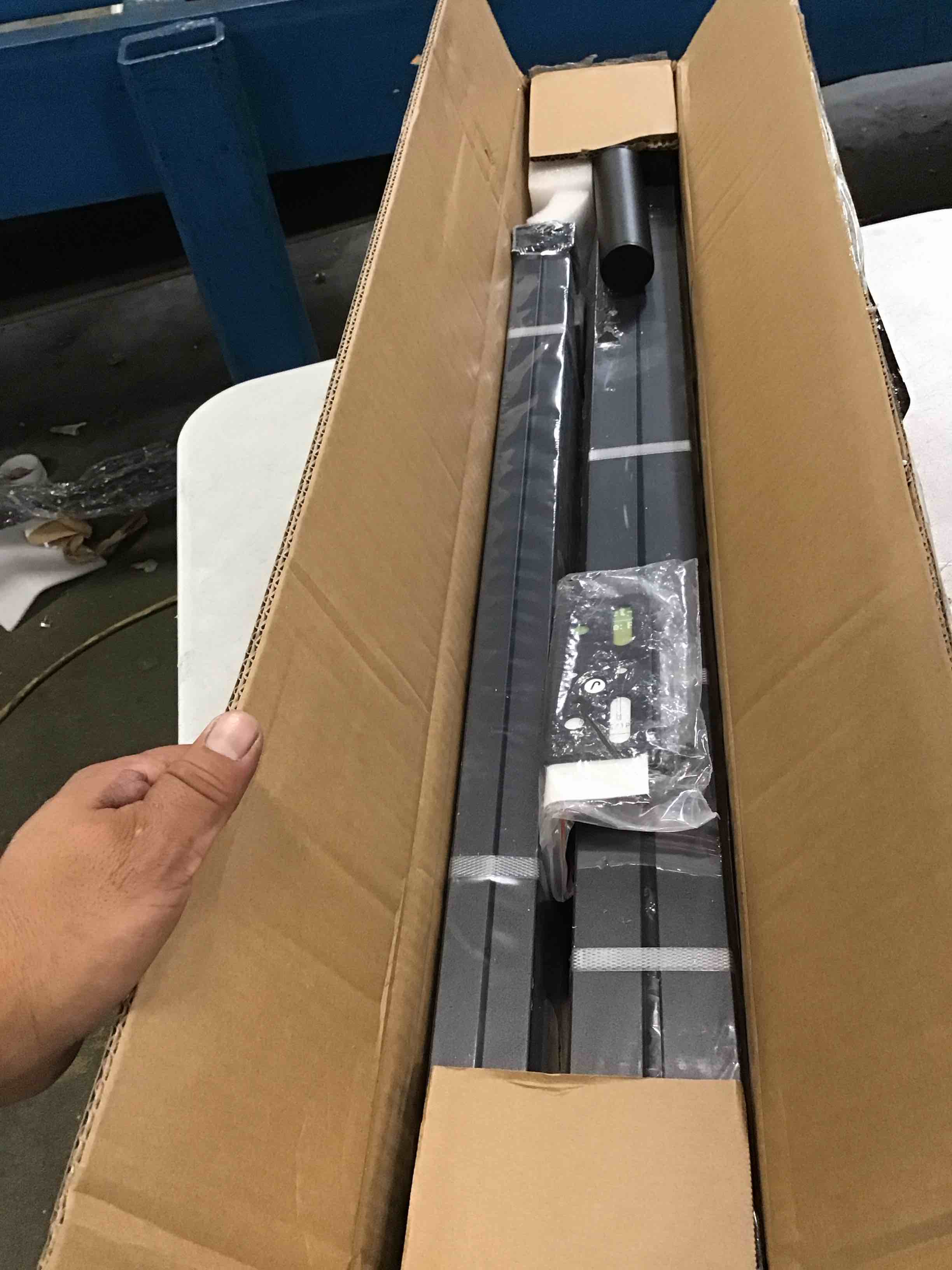 https://s3.amazonaws.com/lotting-images-prod/bidfta/BLU6646700_1720550888963.jpeg