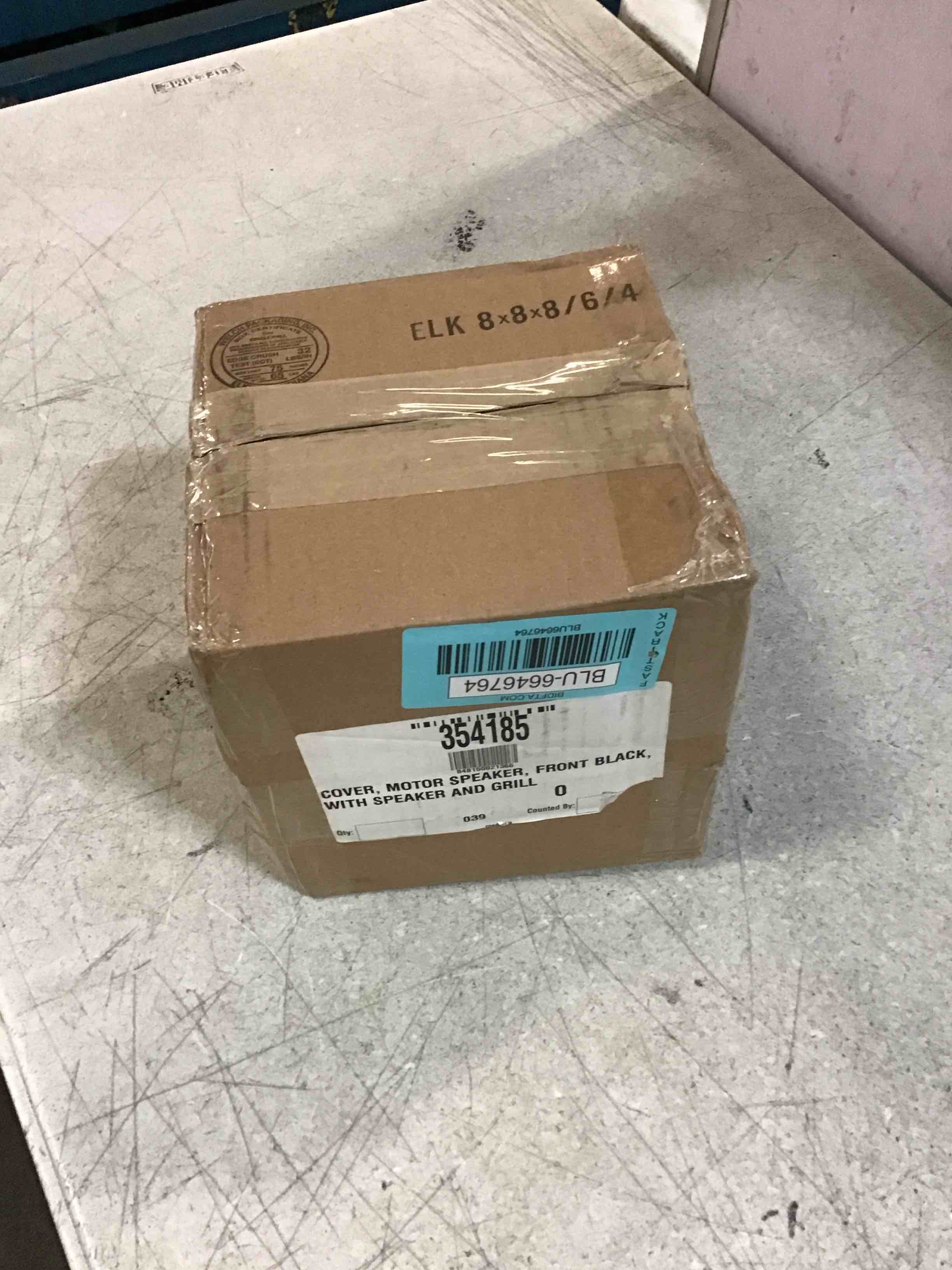 https://s3.amazonaws.com/lotting-images-prod/bidfta/BLU6646764_1720618609305.jpeg