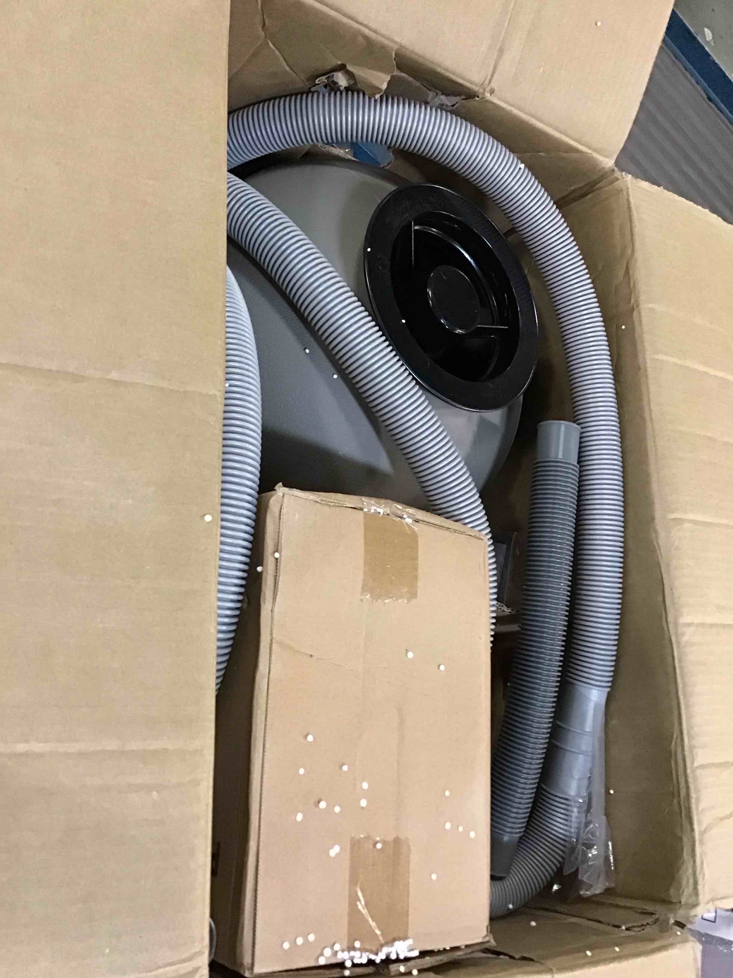 https://s3.amazonaws.com/lotting-images-prod/bidfta/BLU6646789_1720622036203.jpeg
