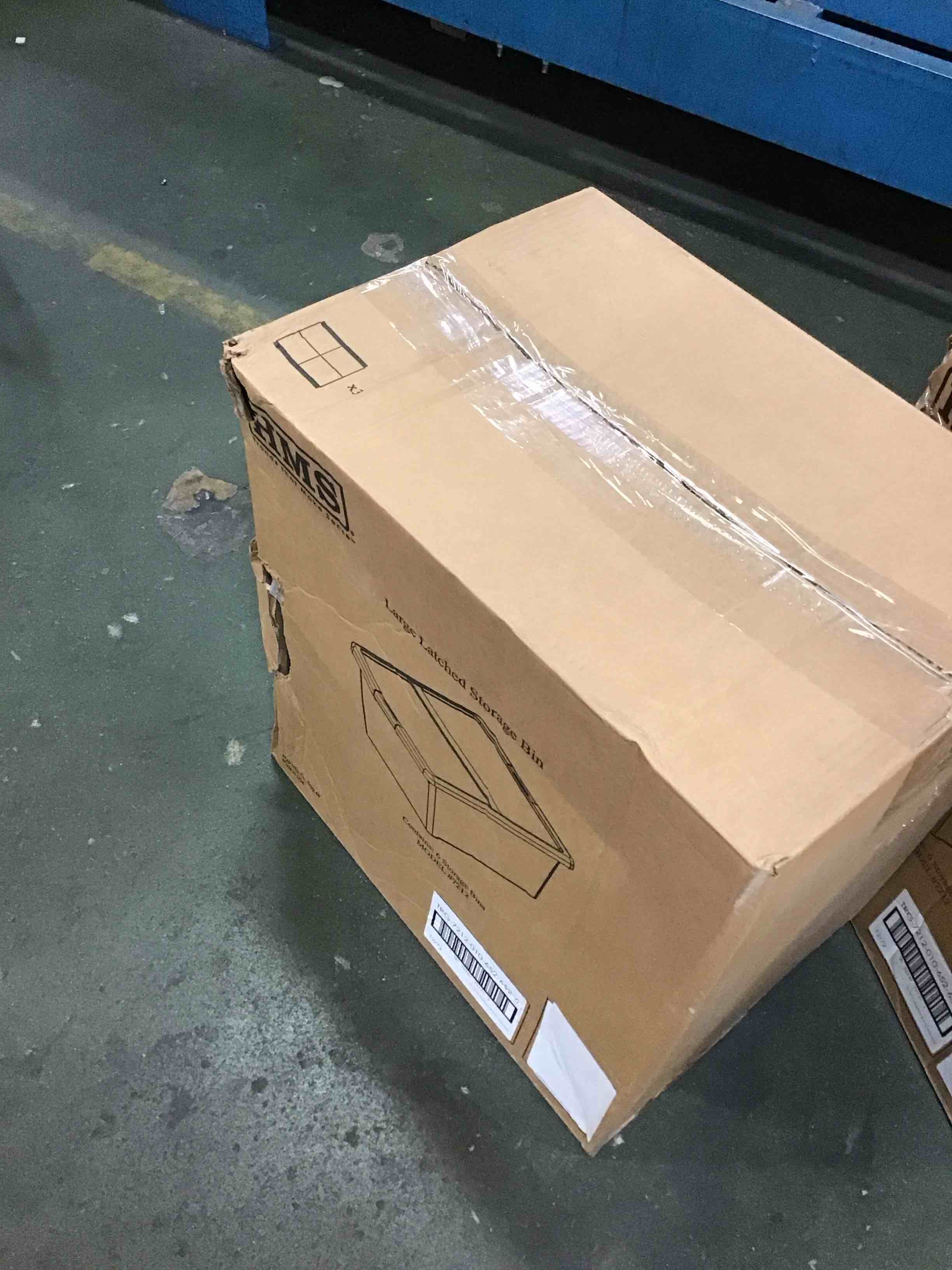 https://s3.amazonaws.com/lotting-images-prod/bidfta/BLU6646936_1720640352437.jpeg