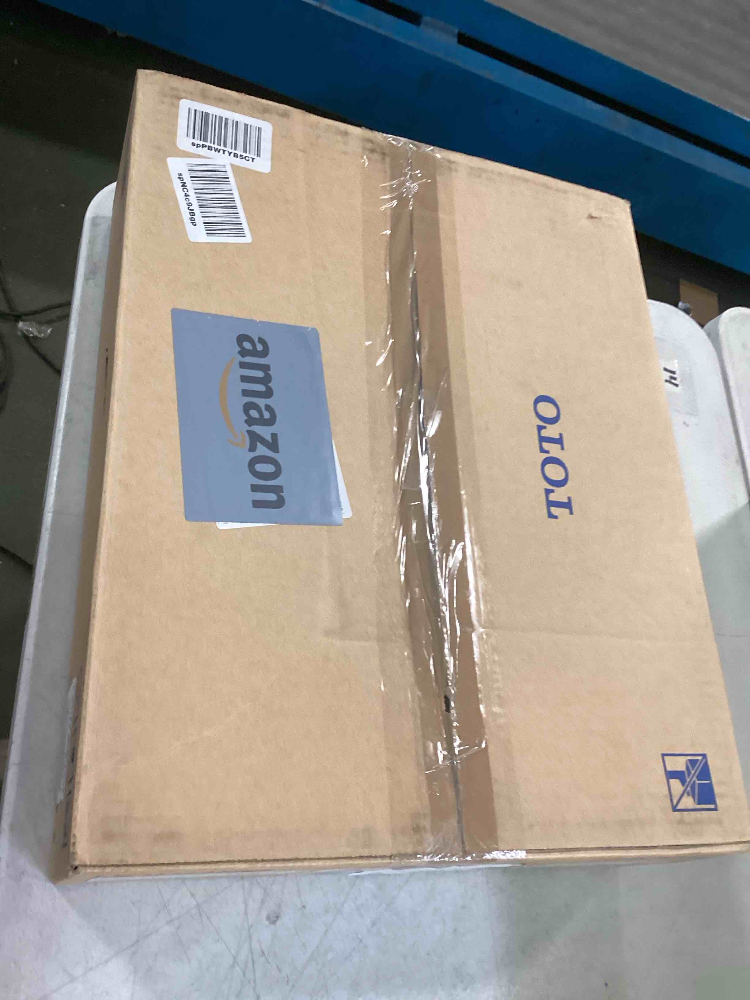 https://s3.amazonaws.com/lotting-images-prod/bidfta/BLU6647199_1719841047170.jpeg