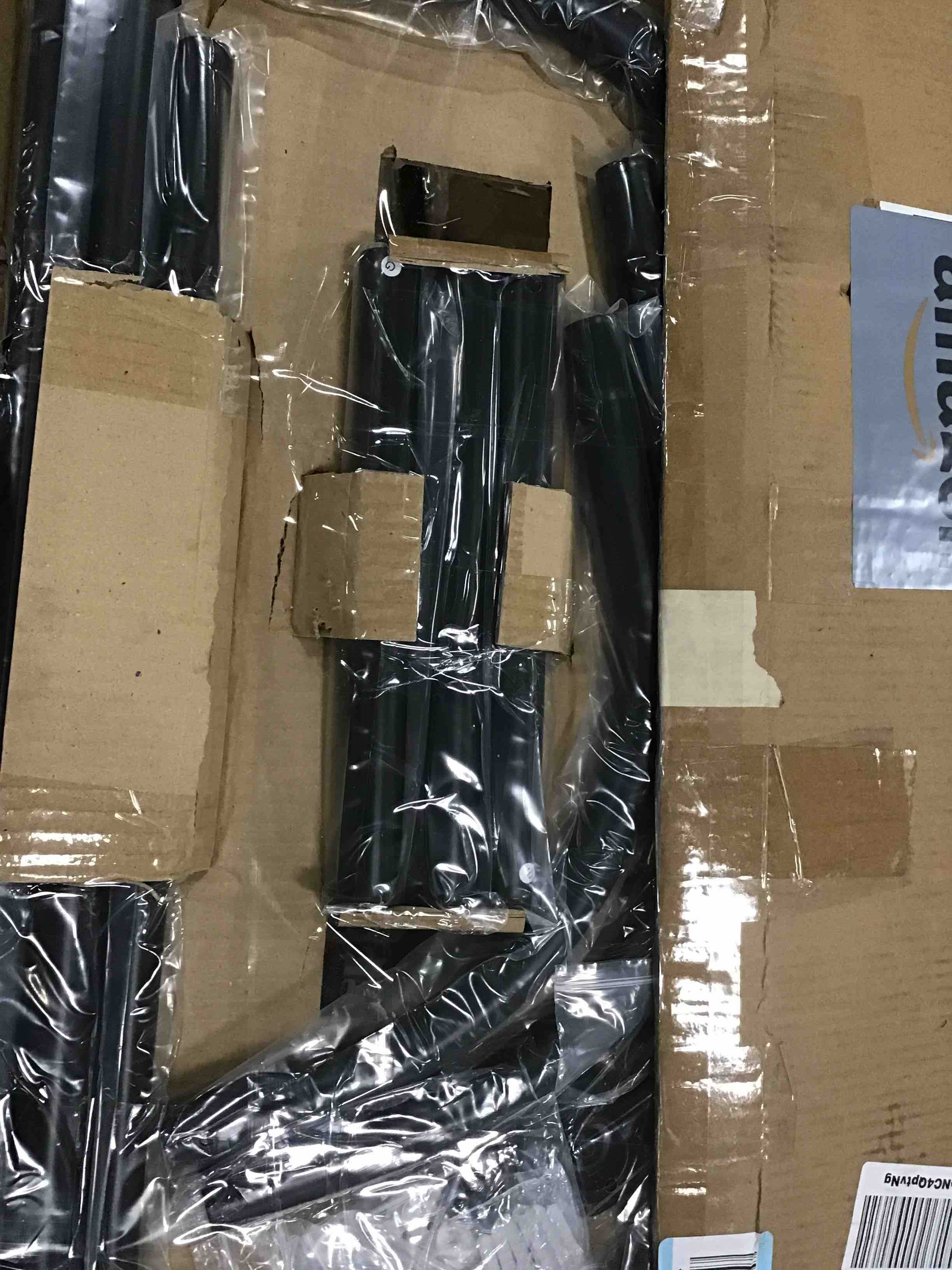 https://s3.amazonaws.com/lotting-images-prod/bidfta/BLU6647576_1719979995652.jpeg