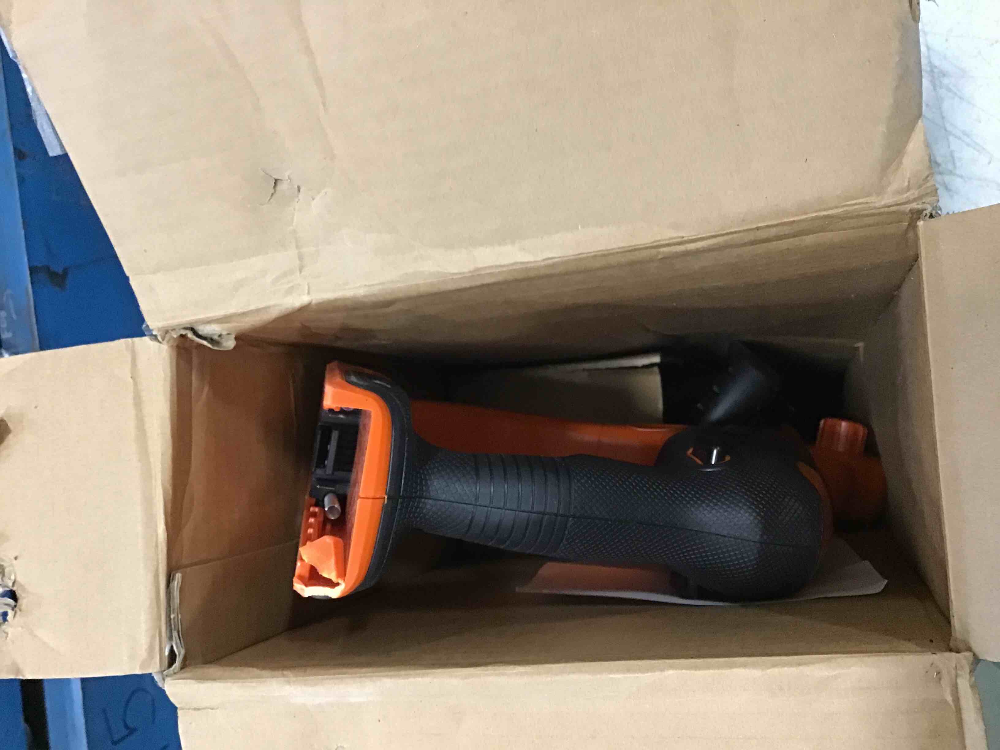 https://s3.amazonaws.com/lotting-images-prod/bidfta/BLU6647636_1719959620206.jpeg