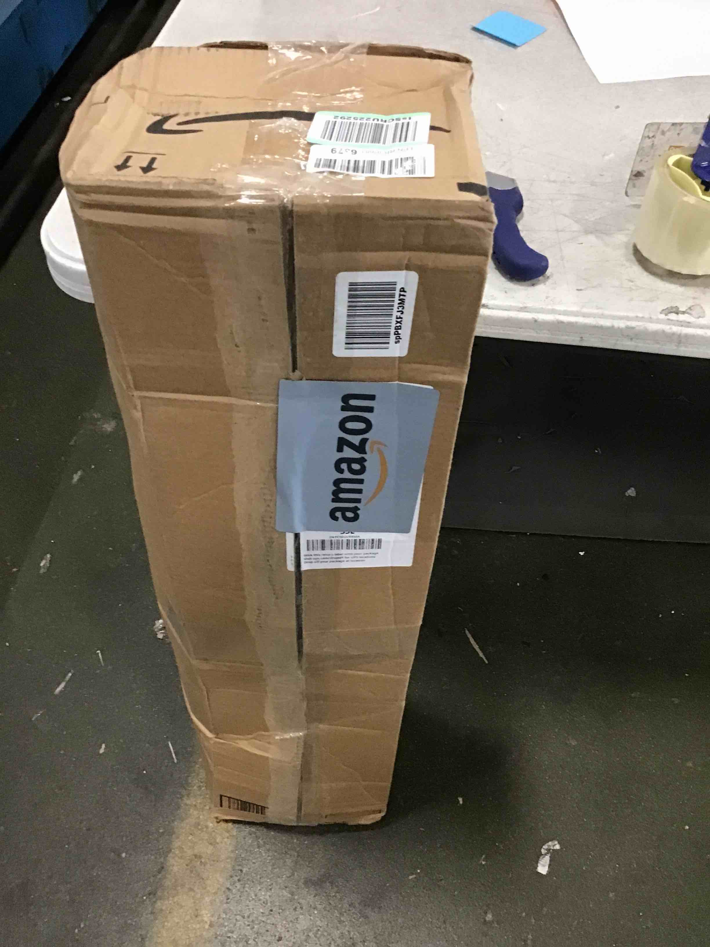 https://s3.amazonaws.com/lotting-images-prod/bidfta/BLU6647663_1719964478459.jpeg