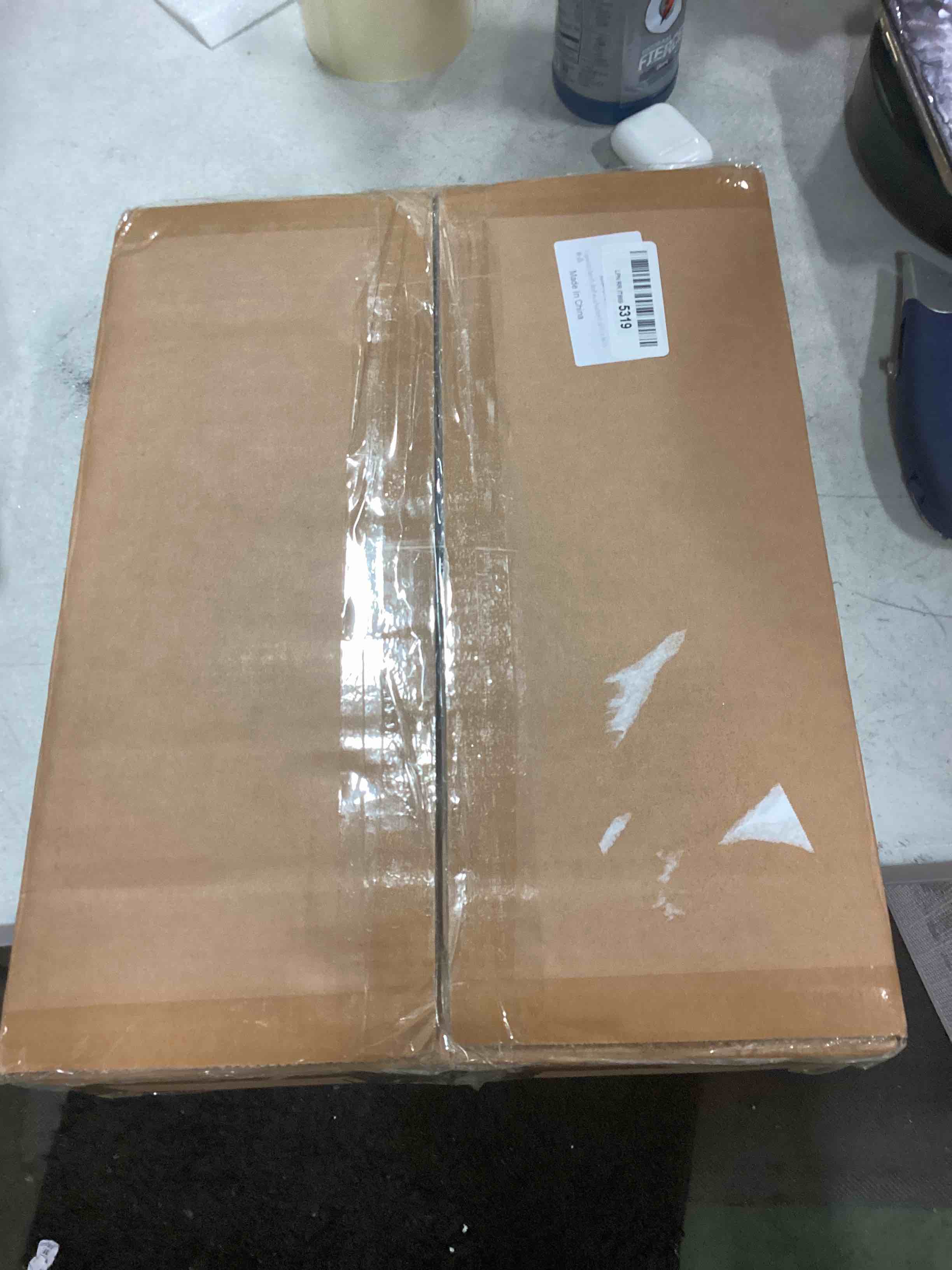 https://s3.amazonaws.com/lotting-images-prod/bidfta/BLU6647890_1720570911356.jpeg