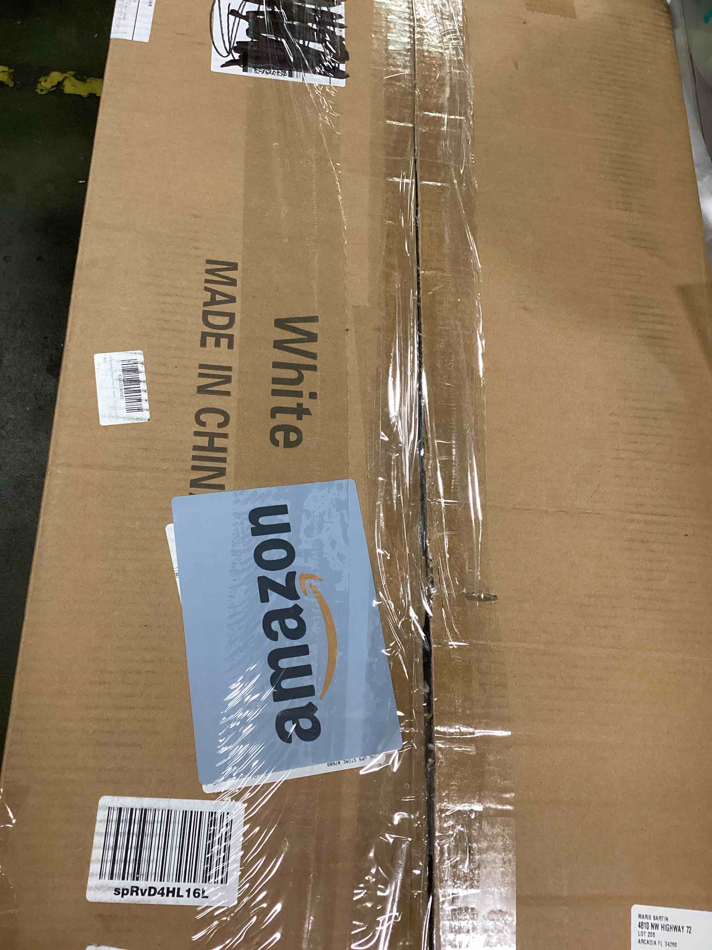 https://s3.amazonaws.com/lotting-images-prod/bidfta/BLU6648081_1720237355802.jpeg