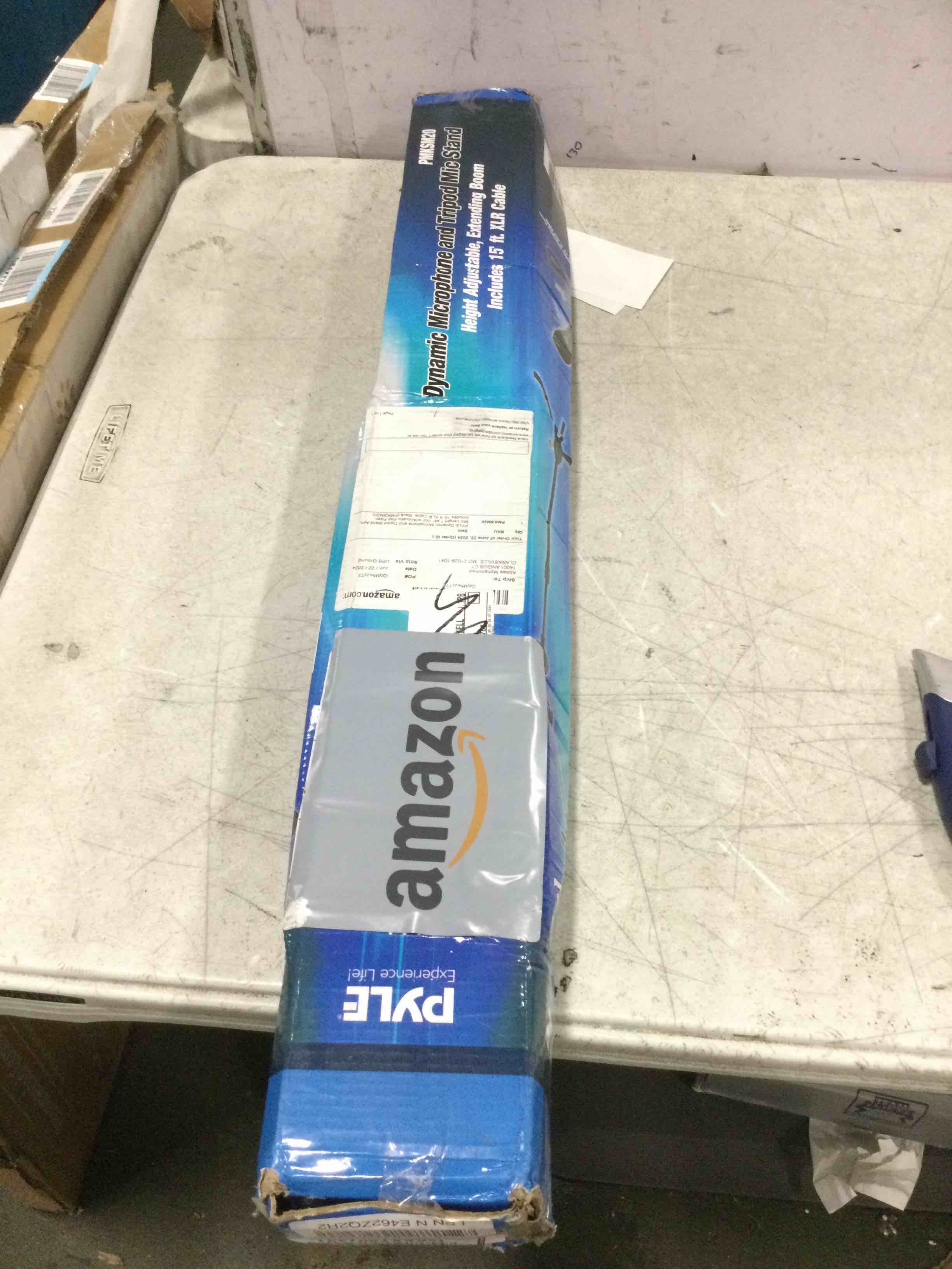 https://s3.amazonaws.com/lotting-images-prod/bidfta/BLU6648322_1720499946706.jpeg