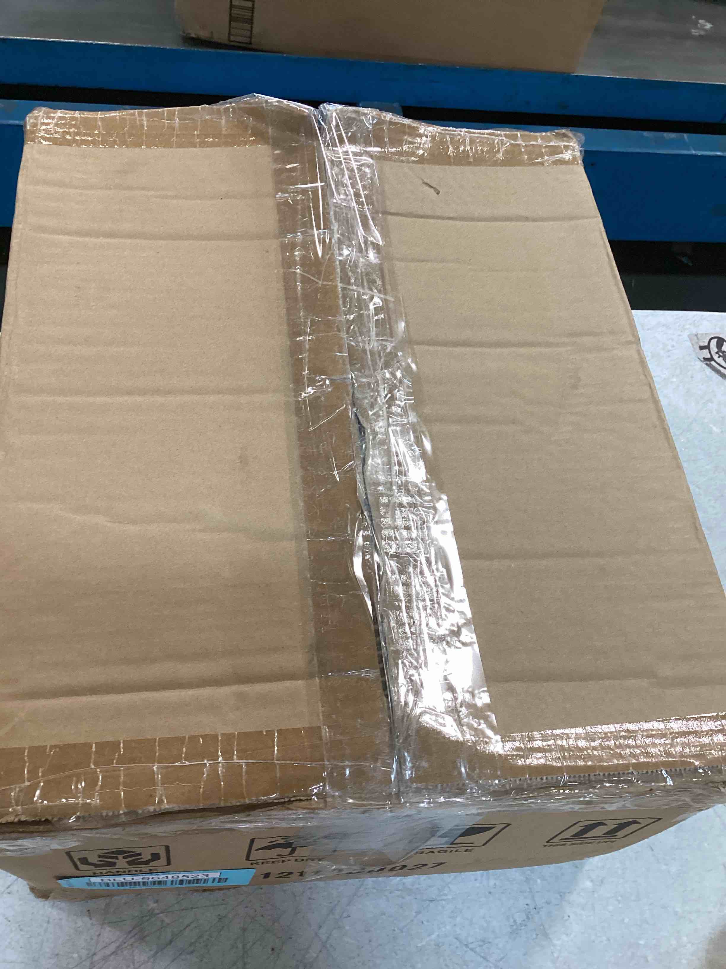 https://s3.amazonaws.com/lotting-images-prod/bidfta/BLU6648523_1719587457549.jpeg