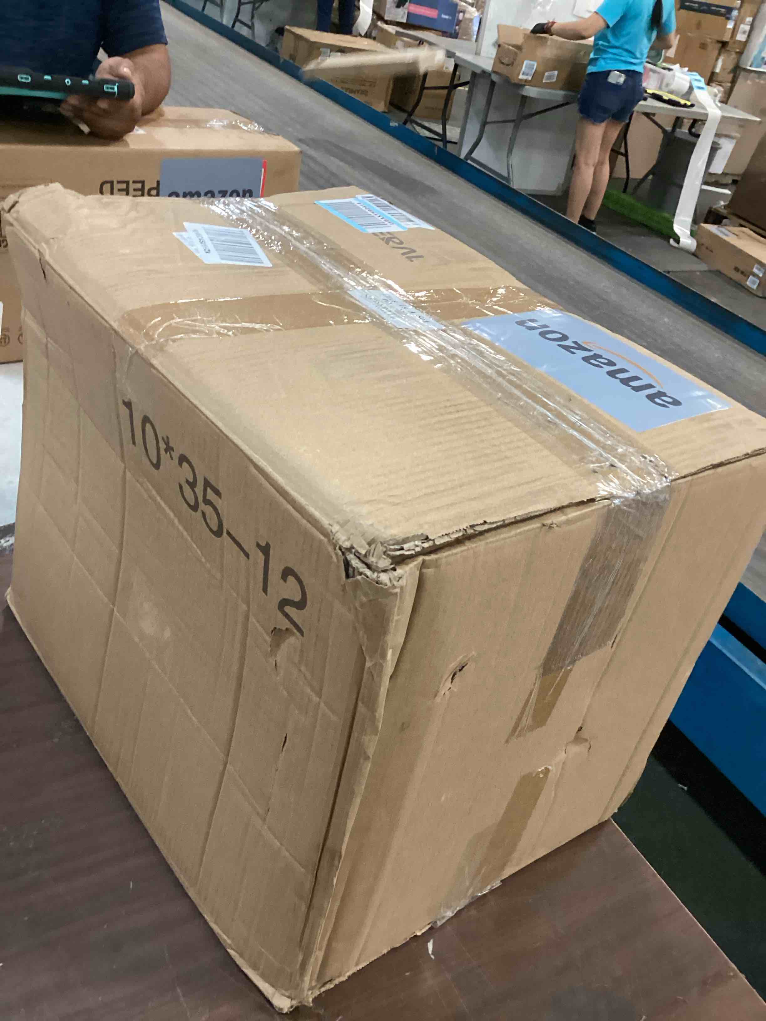 https://s3.amazonaws.com/lotting-images-prod/bidfta/BLU6648618_1719834024402.jpeg